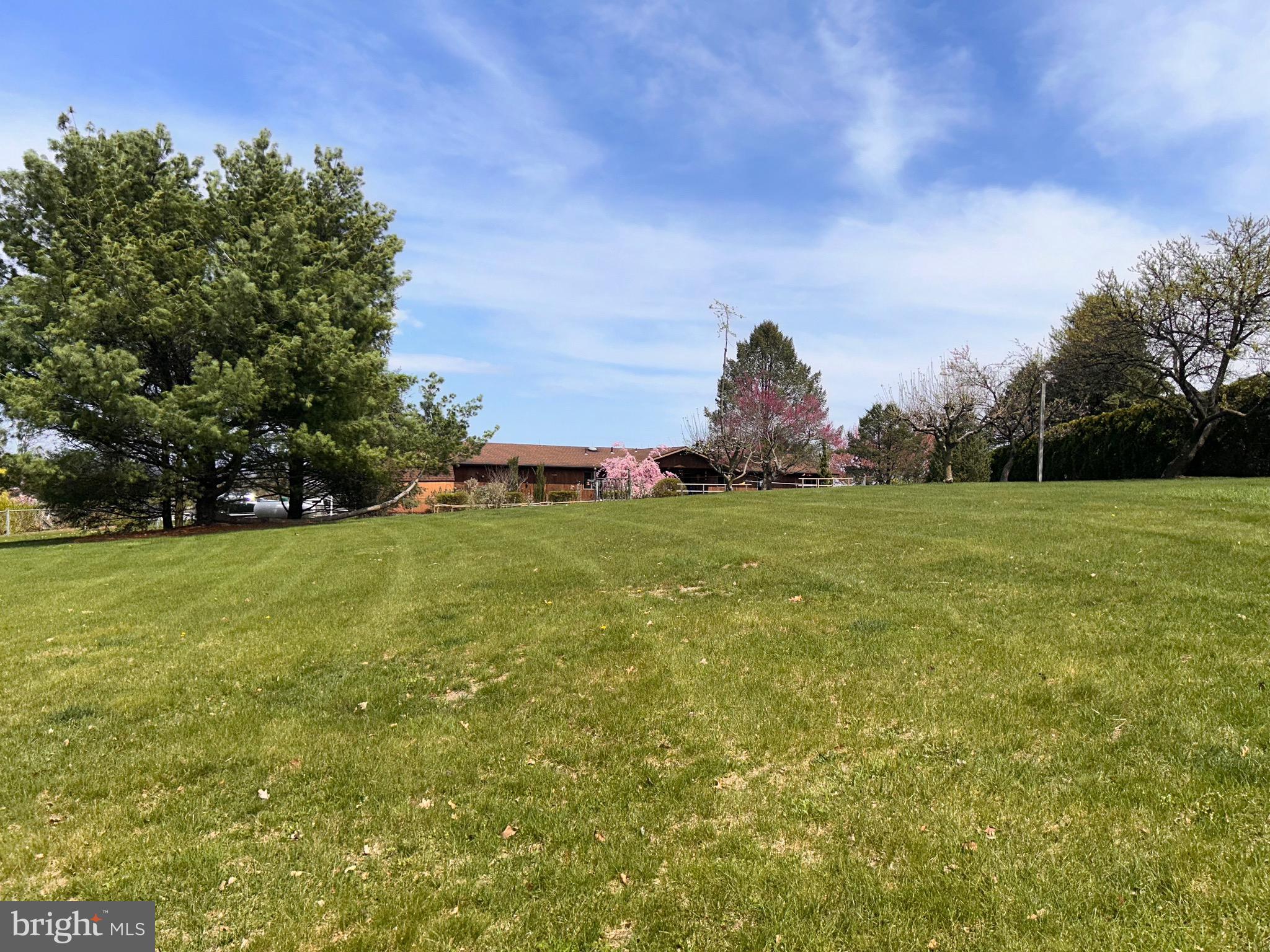 NORTH HILL ESTATES - Residential