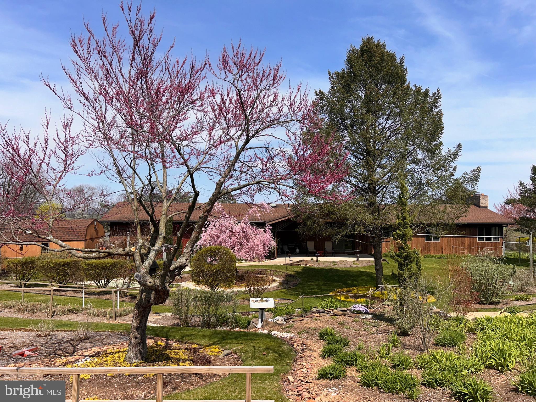 NORTH HILL ESTATES - Residential