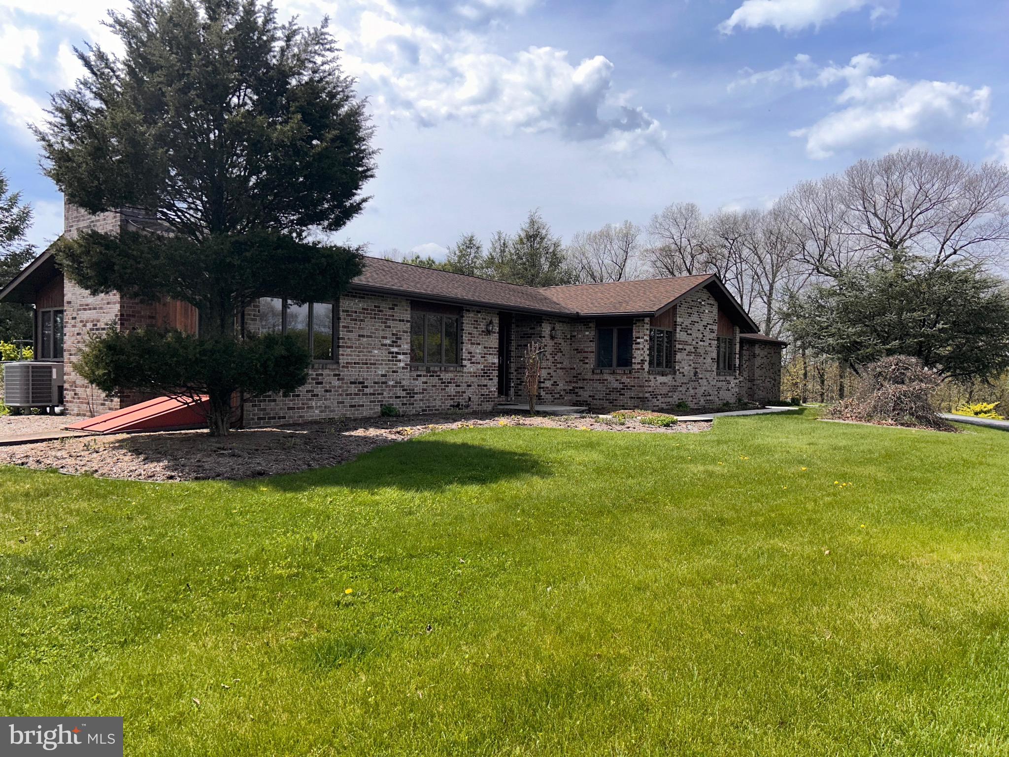 NORTH HILL ESTATES - Residential