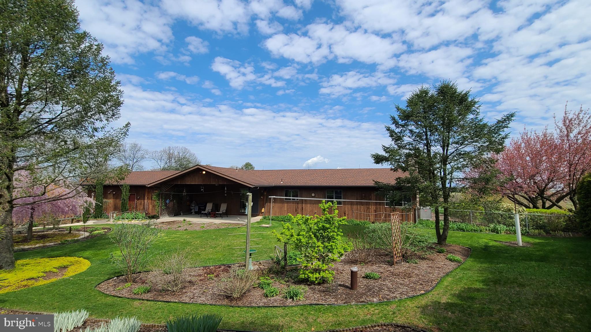 NORTH HILL ESTATES - Residential