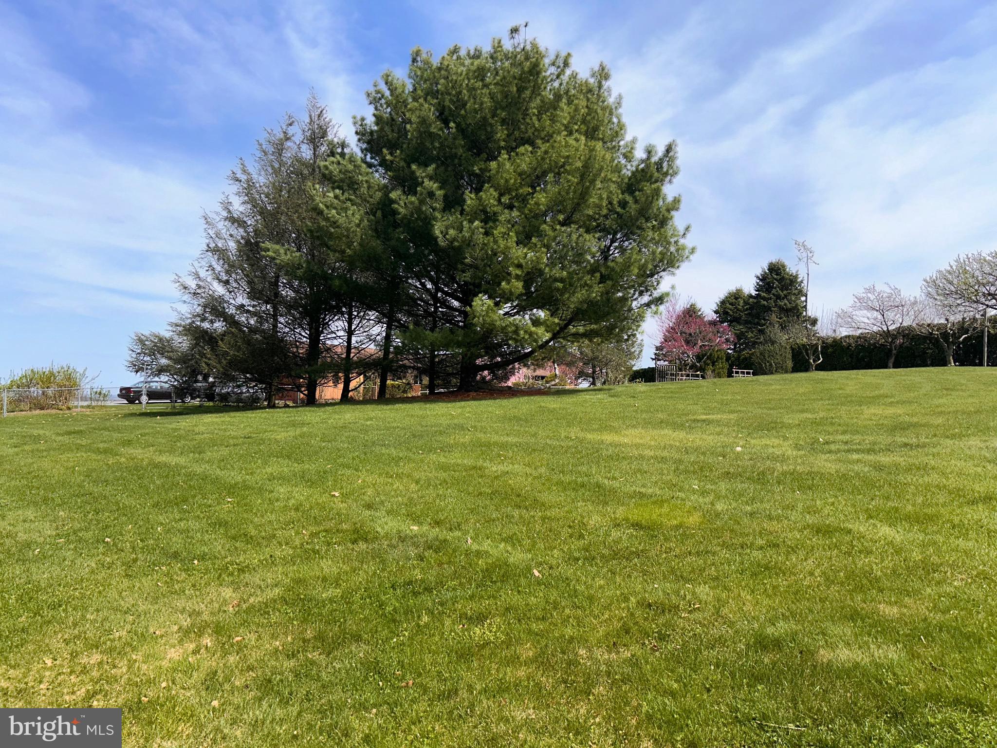 NORTH HILL ESTATES - Residential