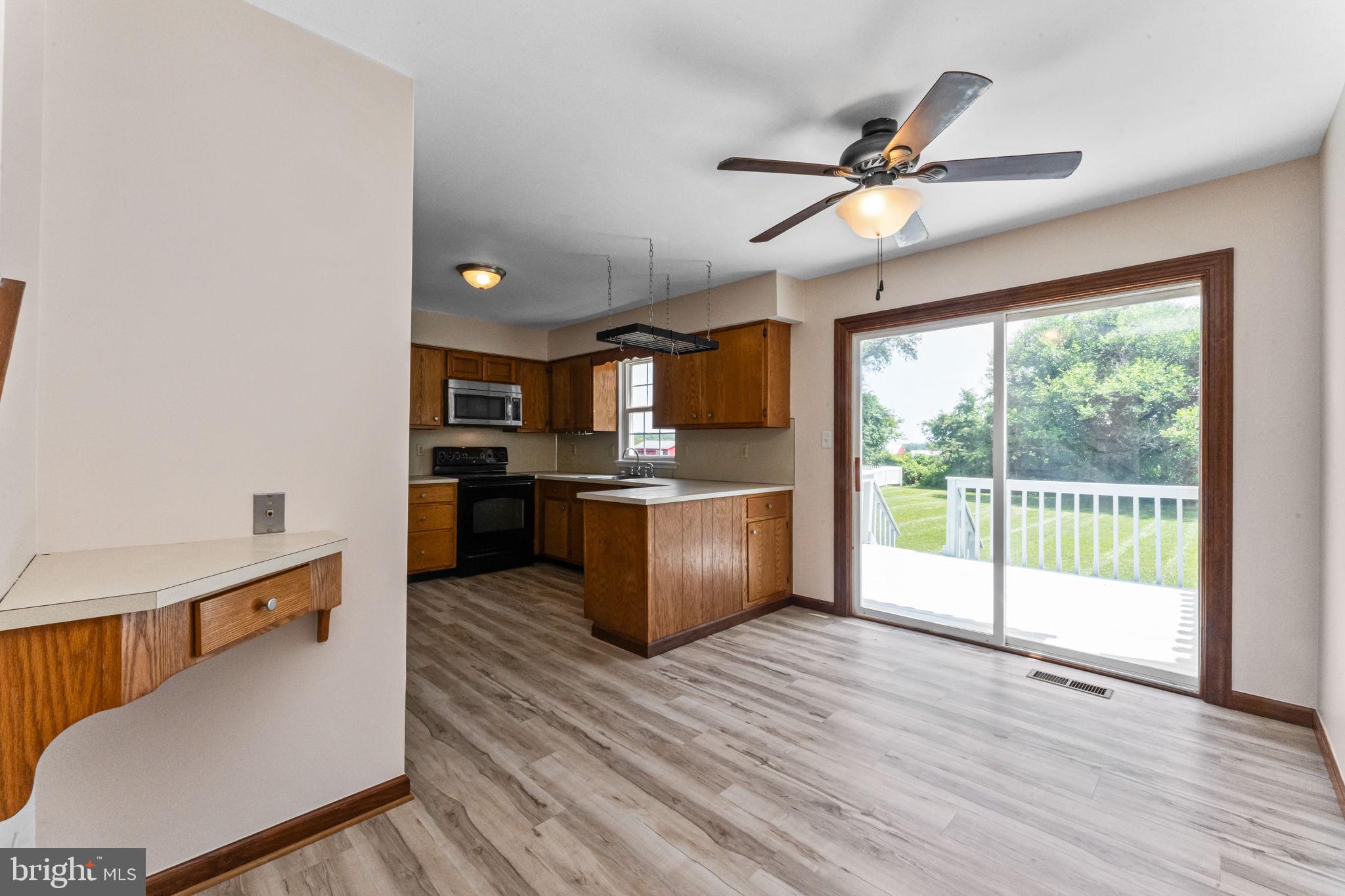221 PENNWOOD DRIVE