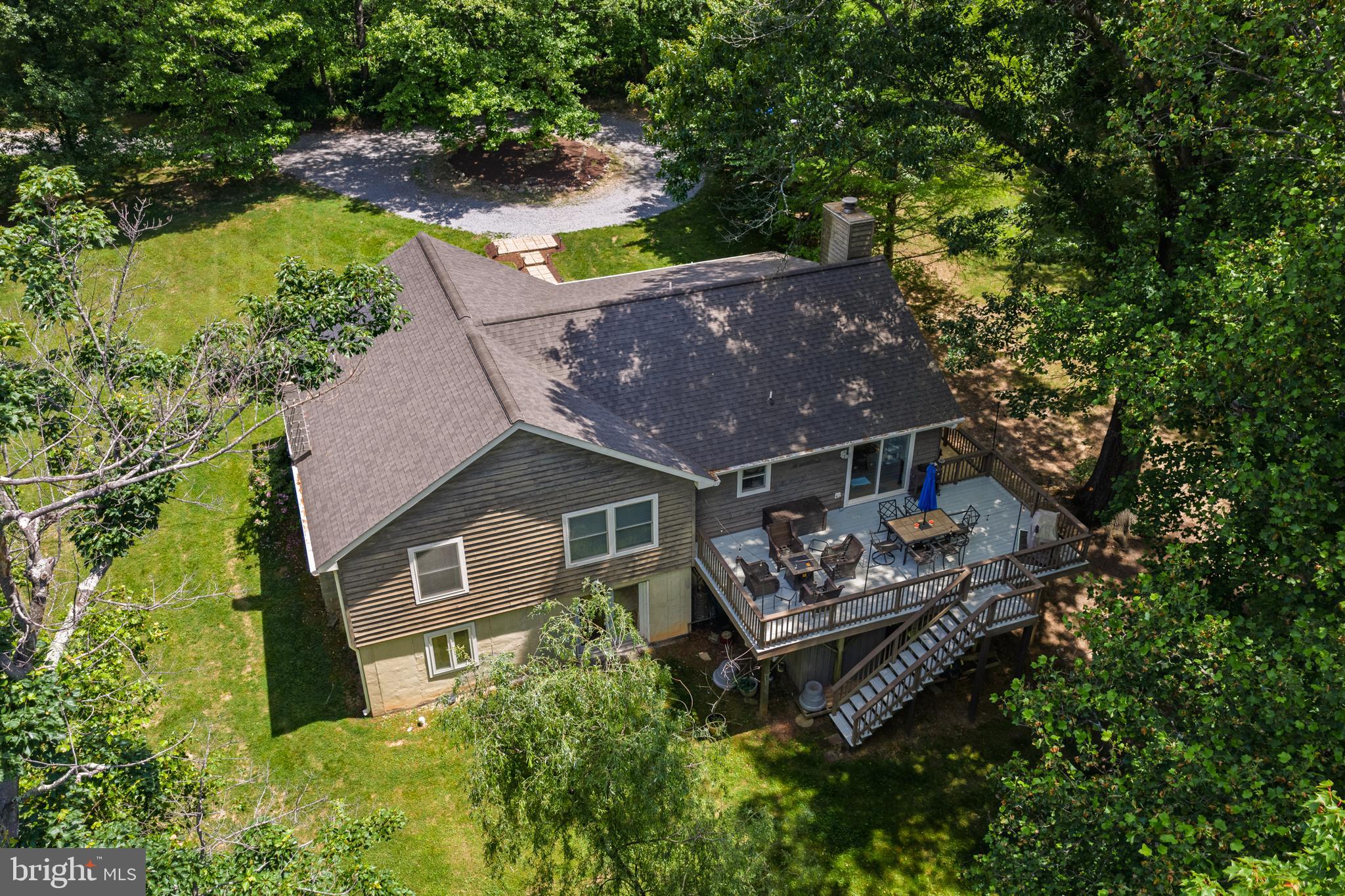 27 VALLEY SPRINGS LANE