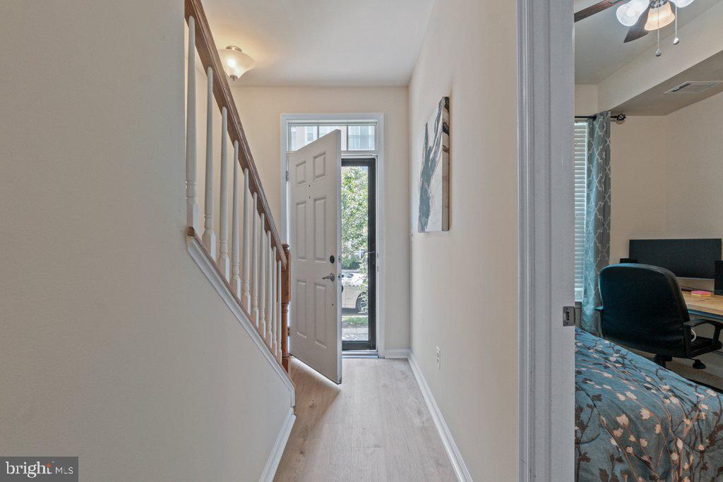 7569 HEARTHSIDE WAY