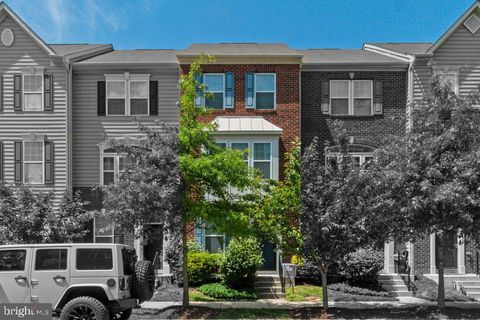 7569 HEARTHSIDE WAY ELKRIDGE MD 21075