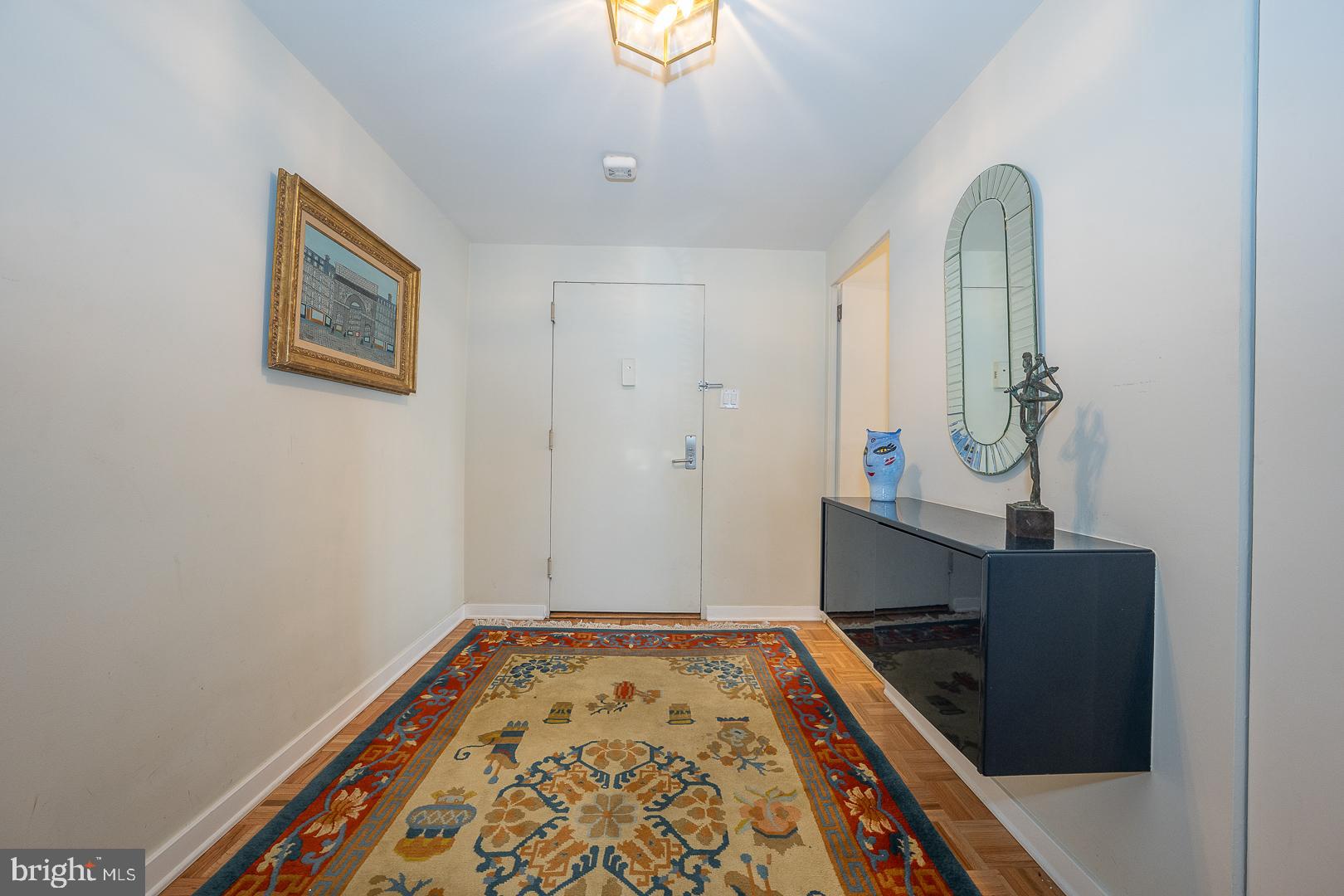 SOCIETY HILL - Residential