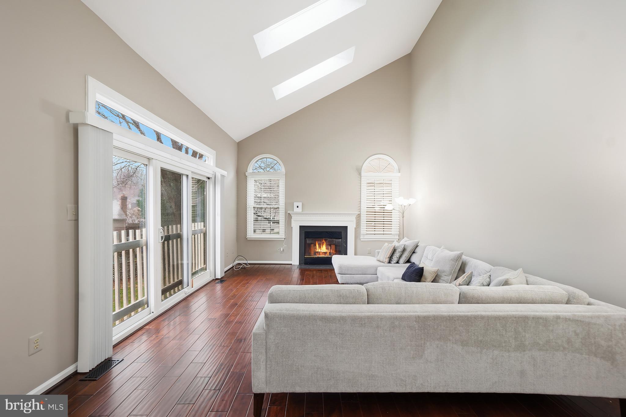 GUNNERS LAKE VILLAGE - Residential