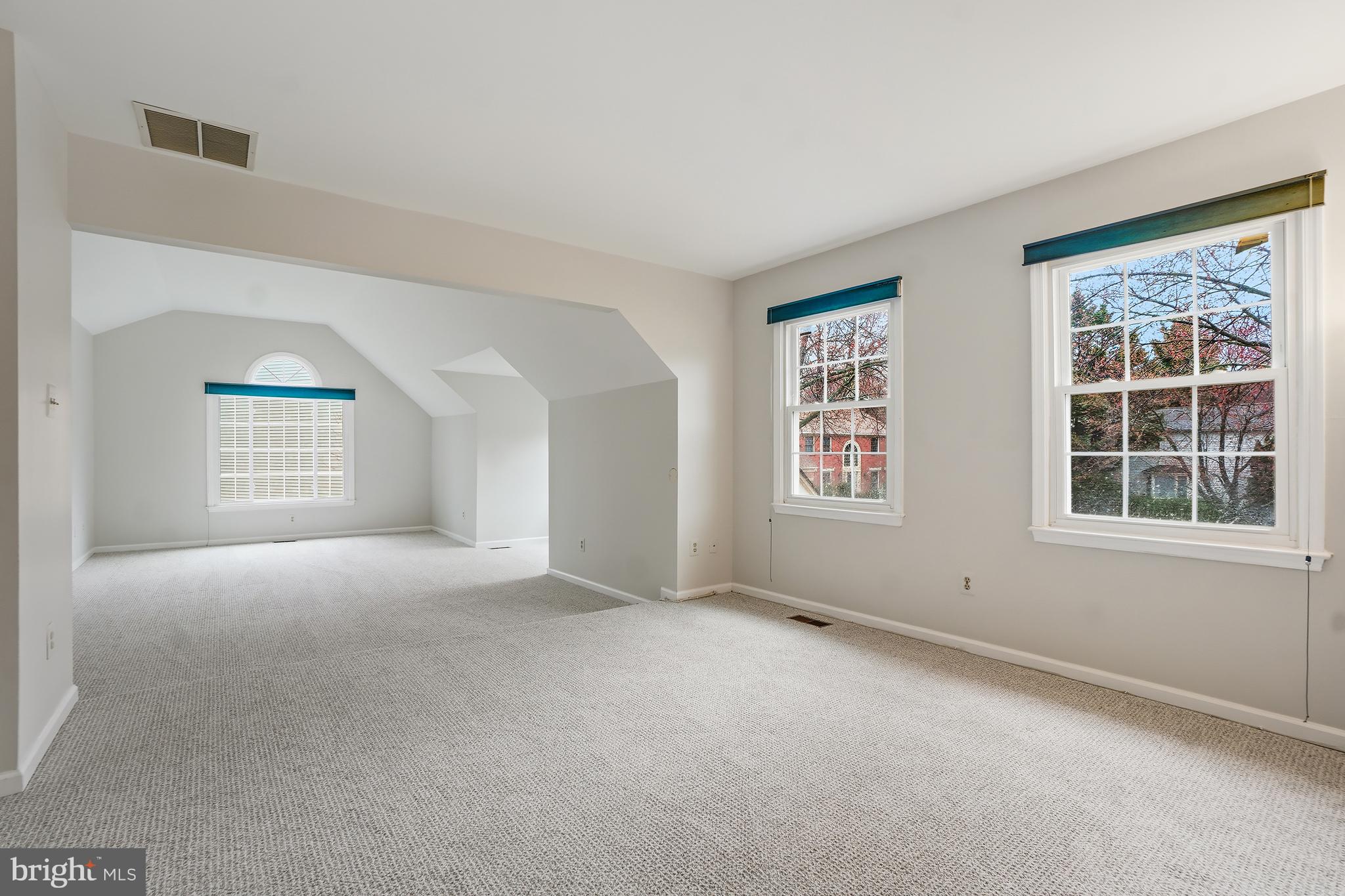 GUNNERS LAKE VILLAGE - Residential