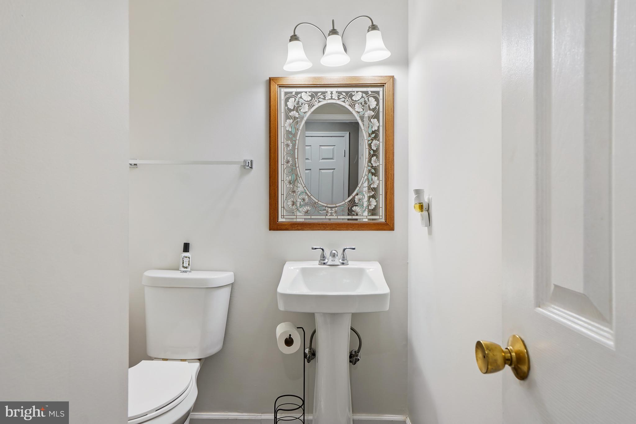 GUNNERS LAKE VILLAGE - Residential