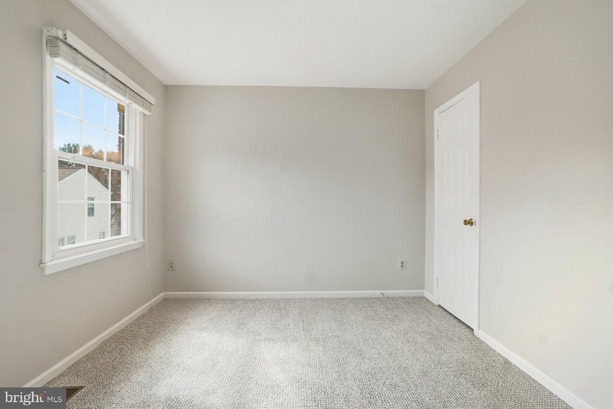 GUNNERS LAKE VILLAGE - Residential