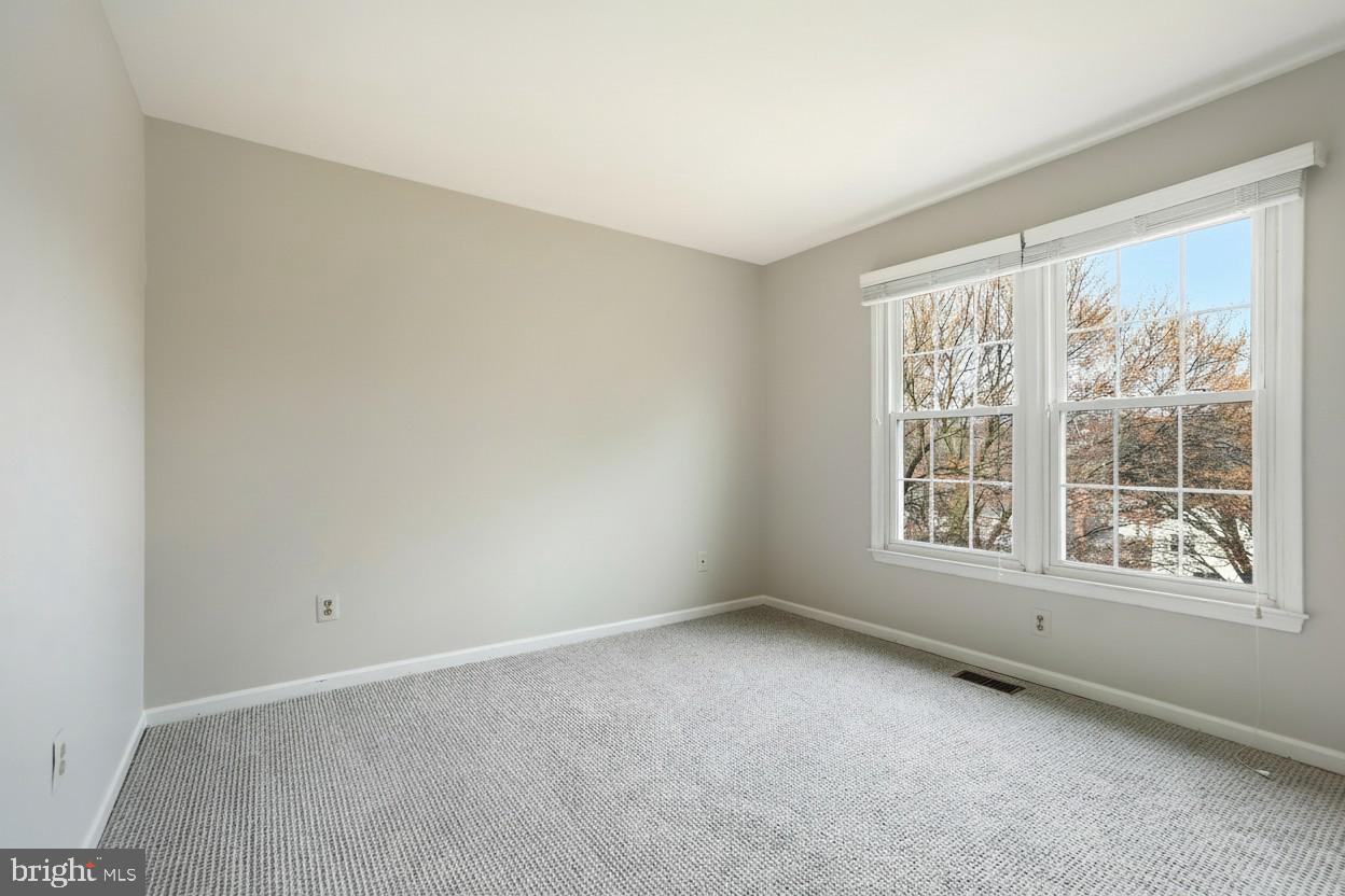 GUNNERS LAKE VILLAGE - Residential