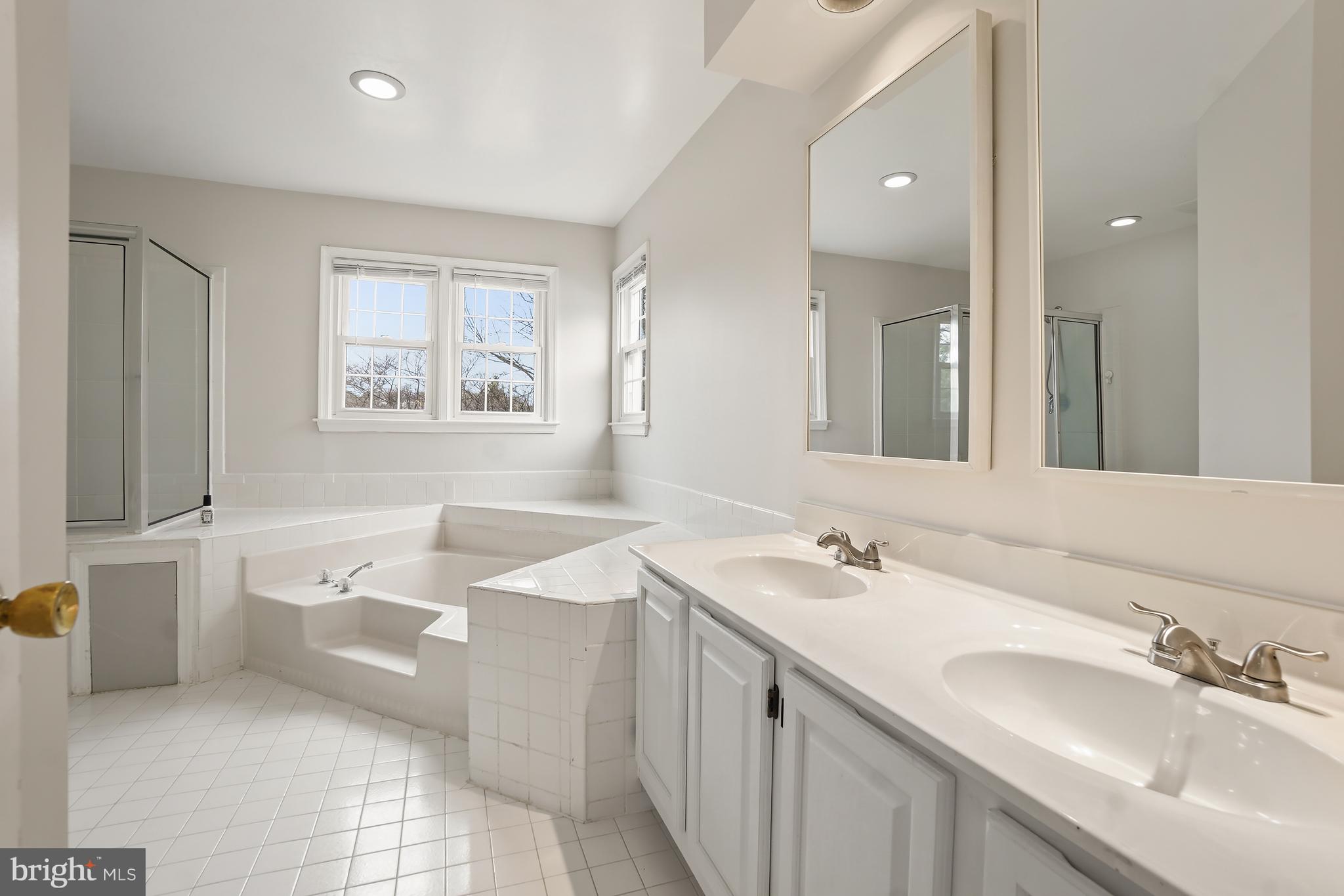 GUNNERS LAKE VILLAGE - Residential