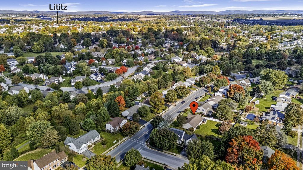 Photo of 204 E 6th Street, Lititz, PA 17543 (MLS # PALA2059018)