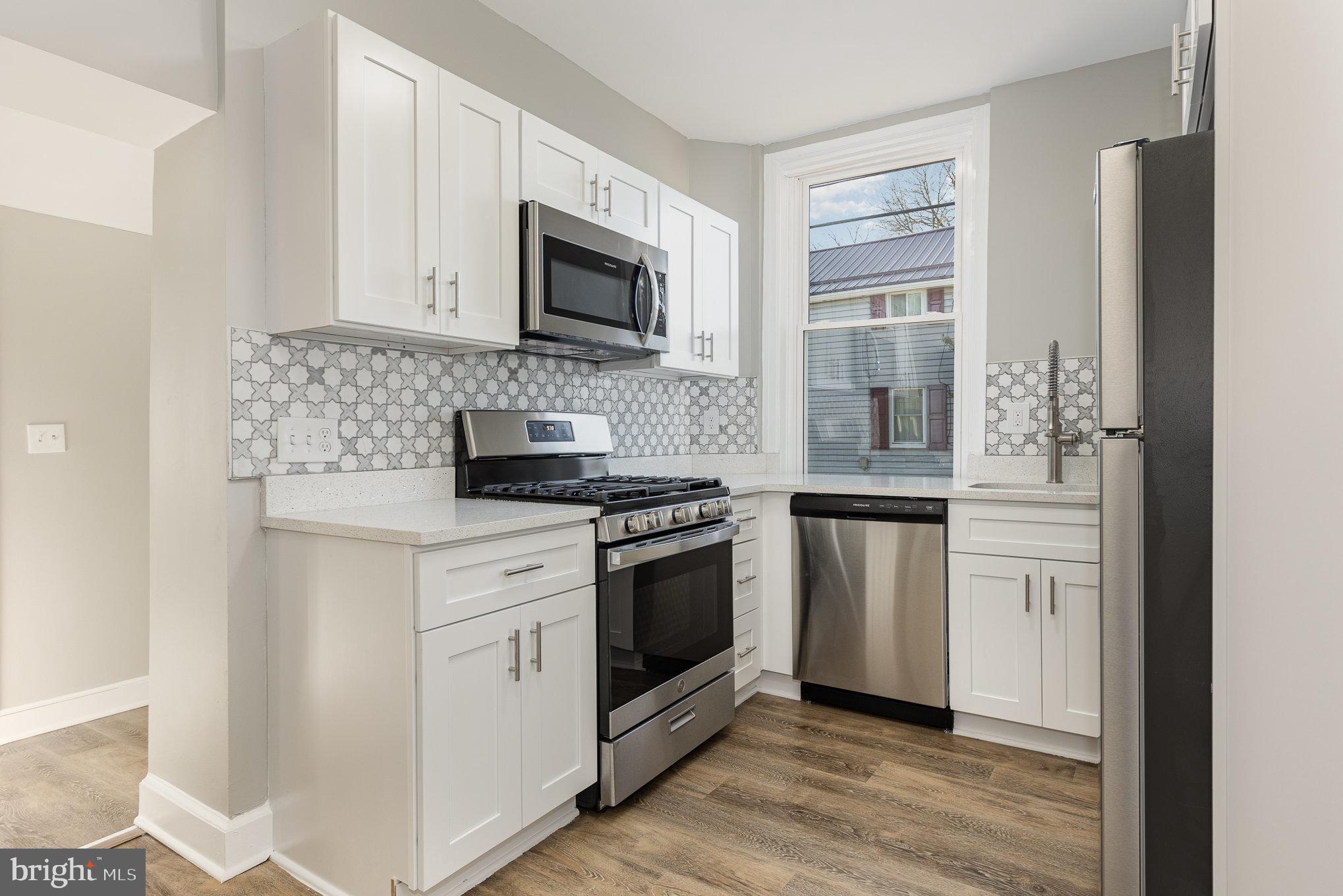 FAYETTEVILLE - Residential