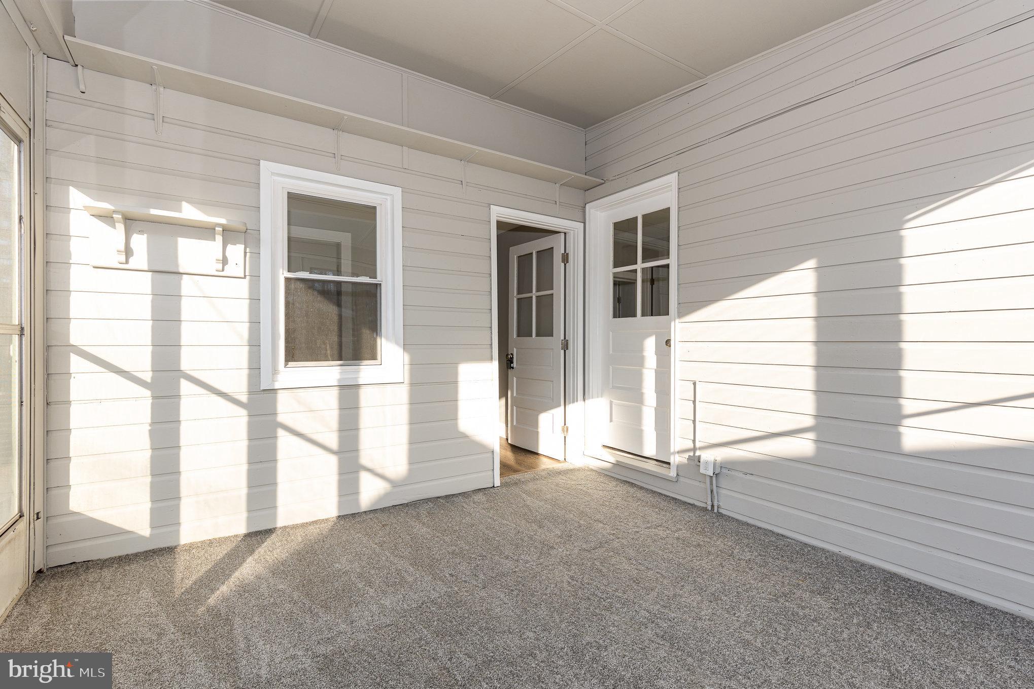 FAYETTEVILLE - Residential