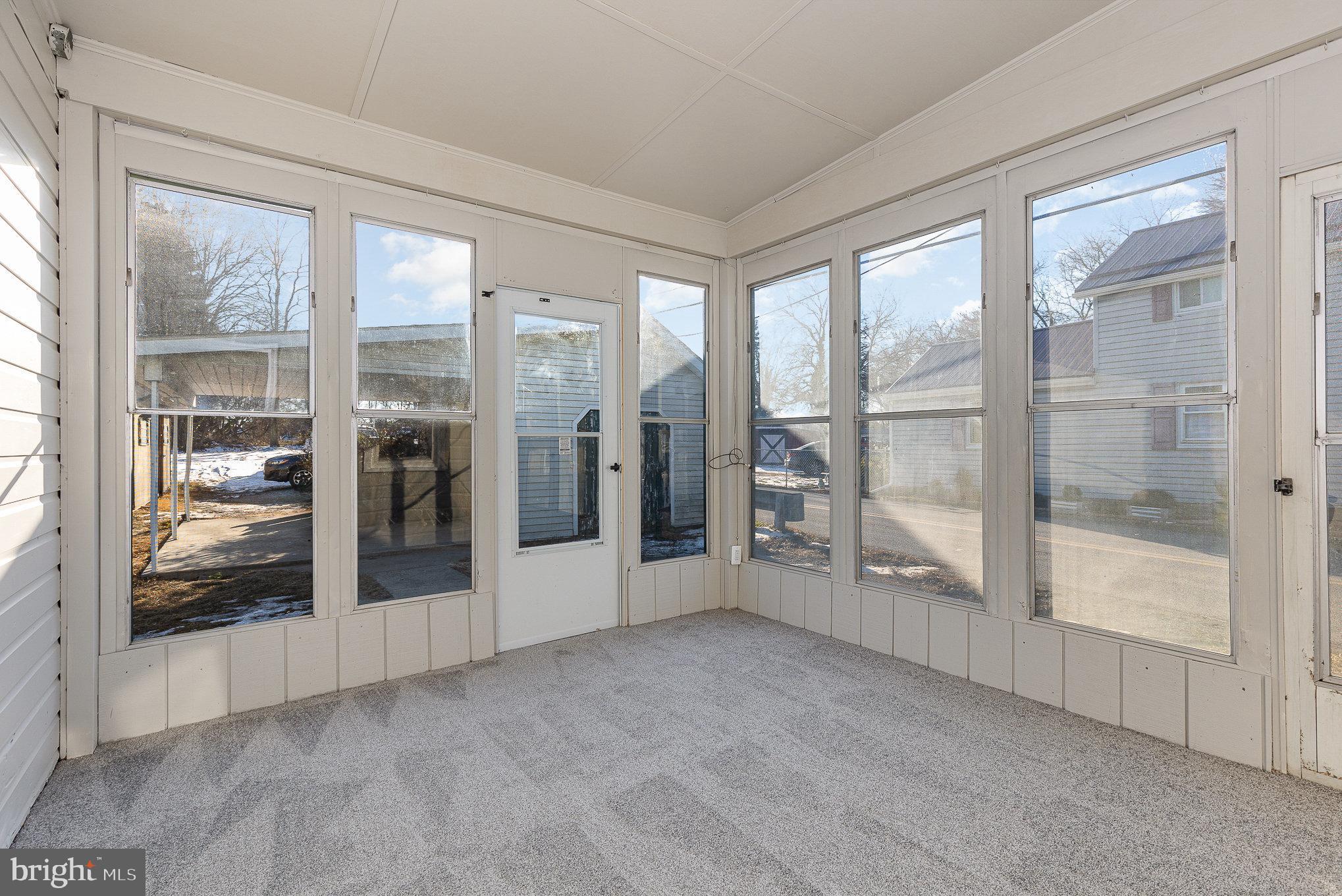 FAYETTEVILLE - Residential