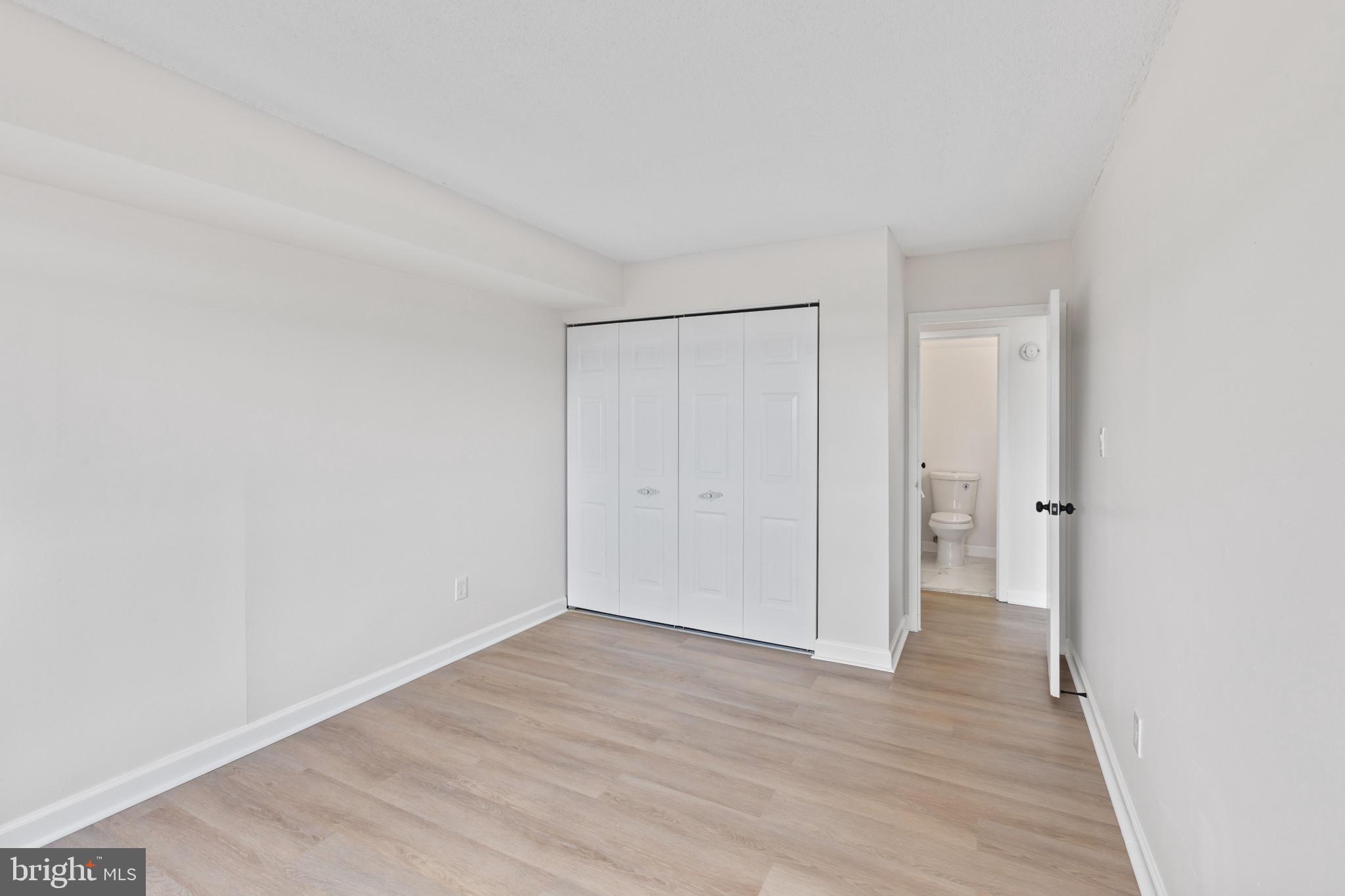 PRESIDENTIAL TOWERS - Residential