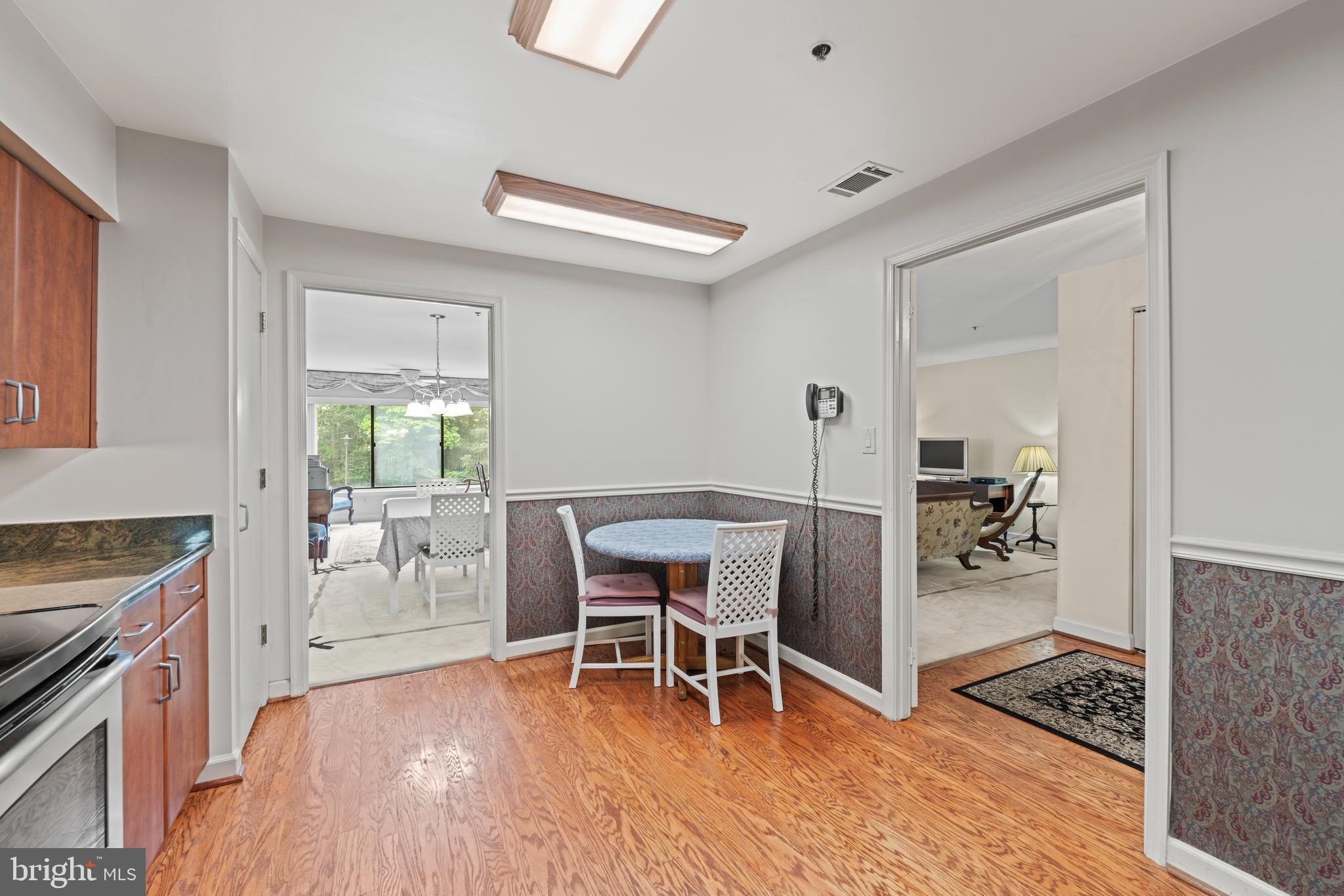 TOWSONGATE - Residential