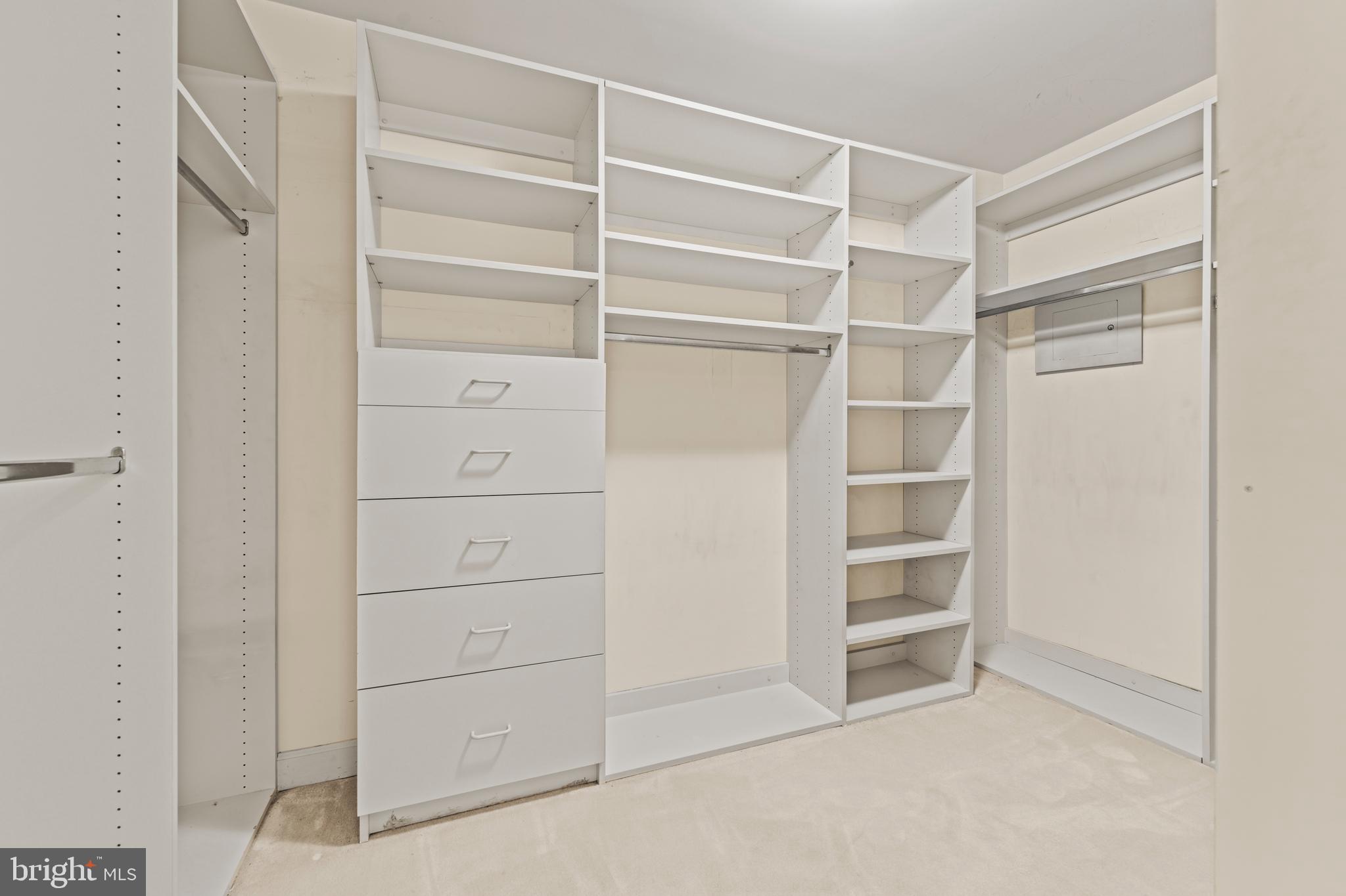 TOWSONGATE - Residential