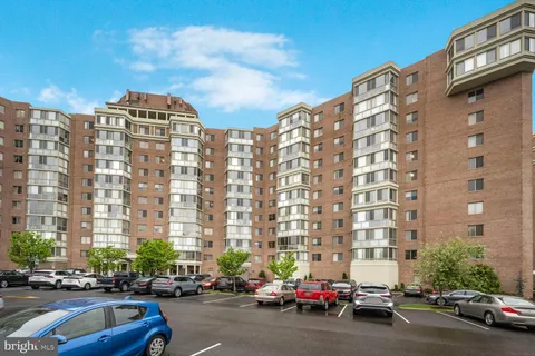 3200 N Leisure World Boulevard Unit 1010, Silver Spring, MD MLS: MDMC2178516