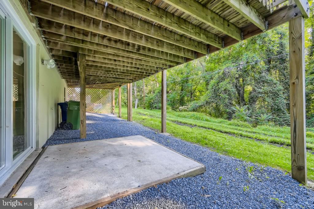 TEN HILLS - Residential