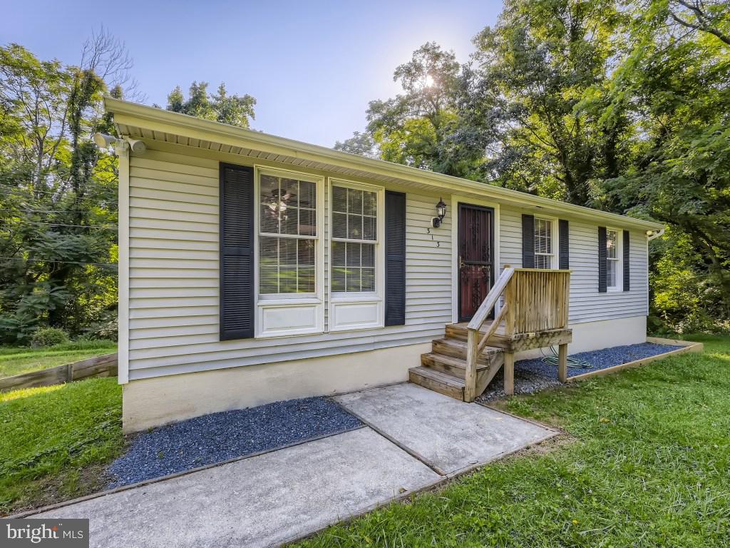 TEN HILLS - Residential