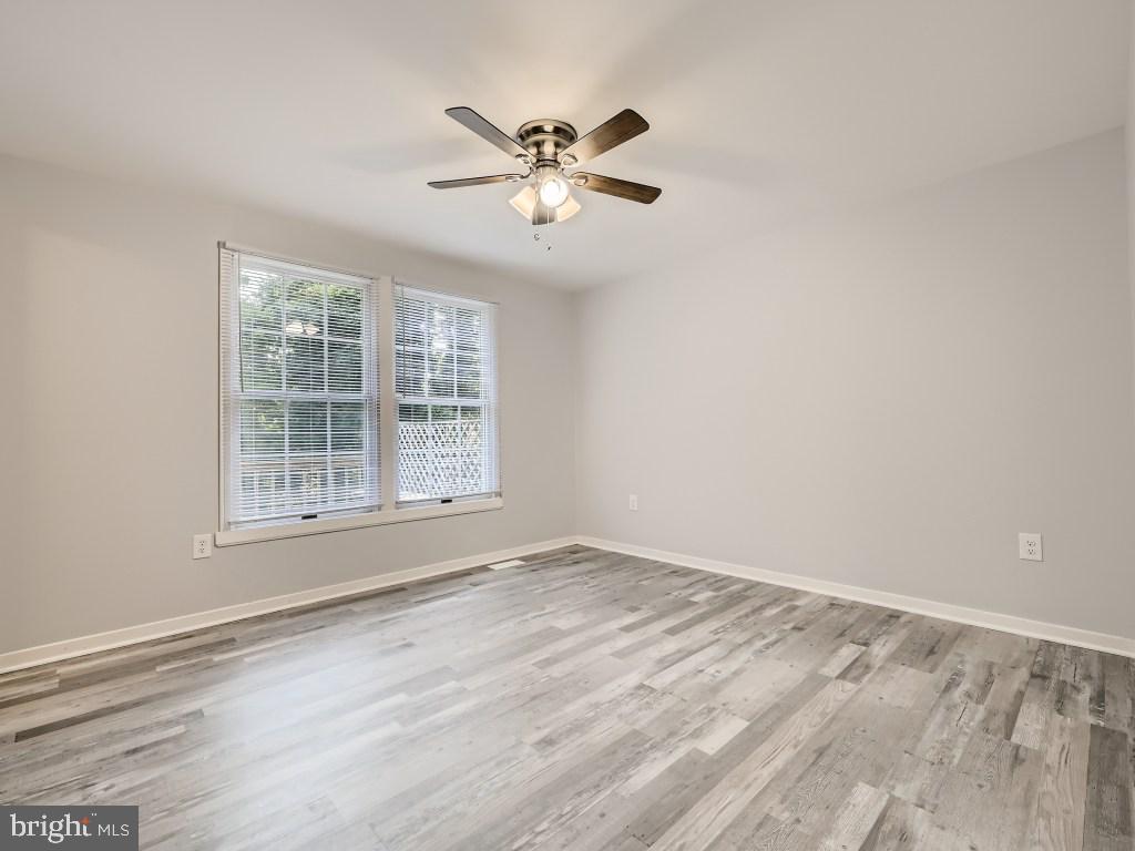 TEN HILLS - Residential