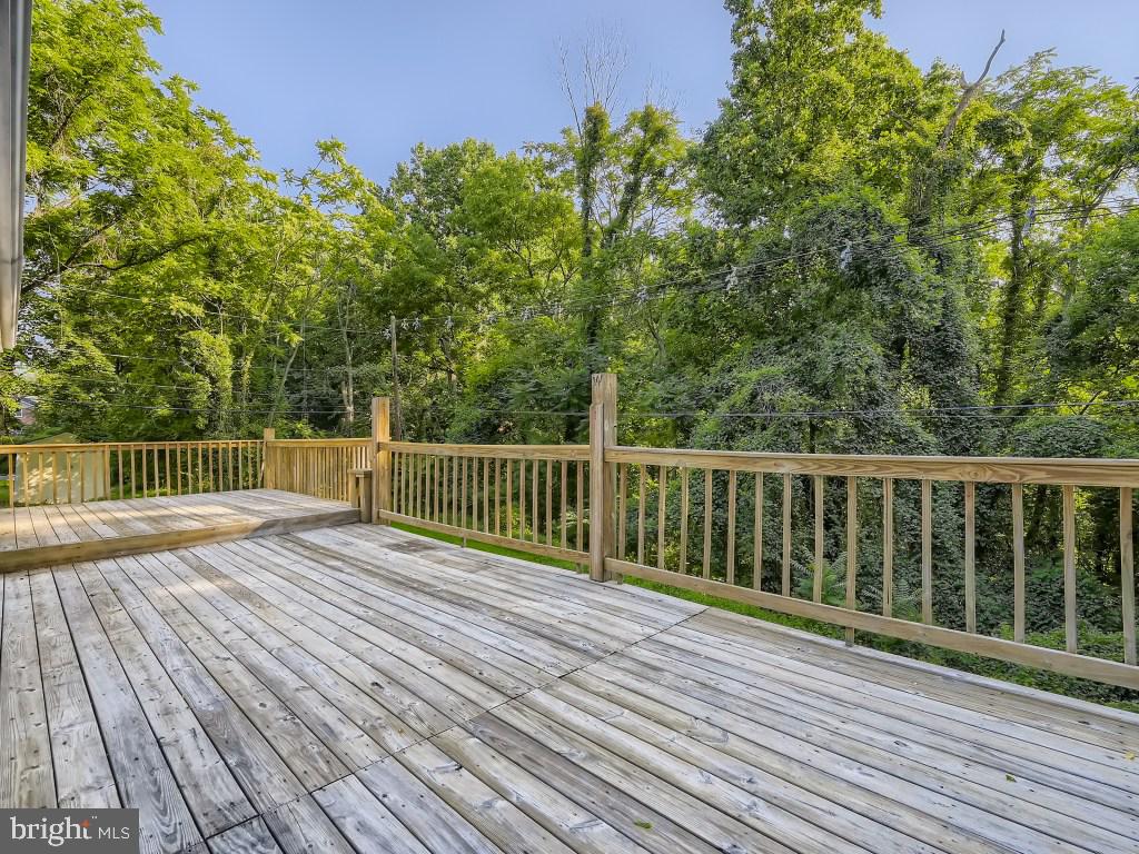 TEN HILLS - Residential