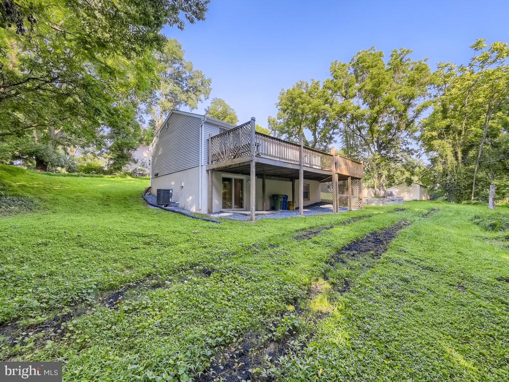 TEN HILLS - Residential