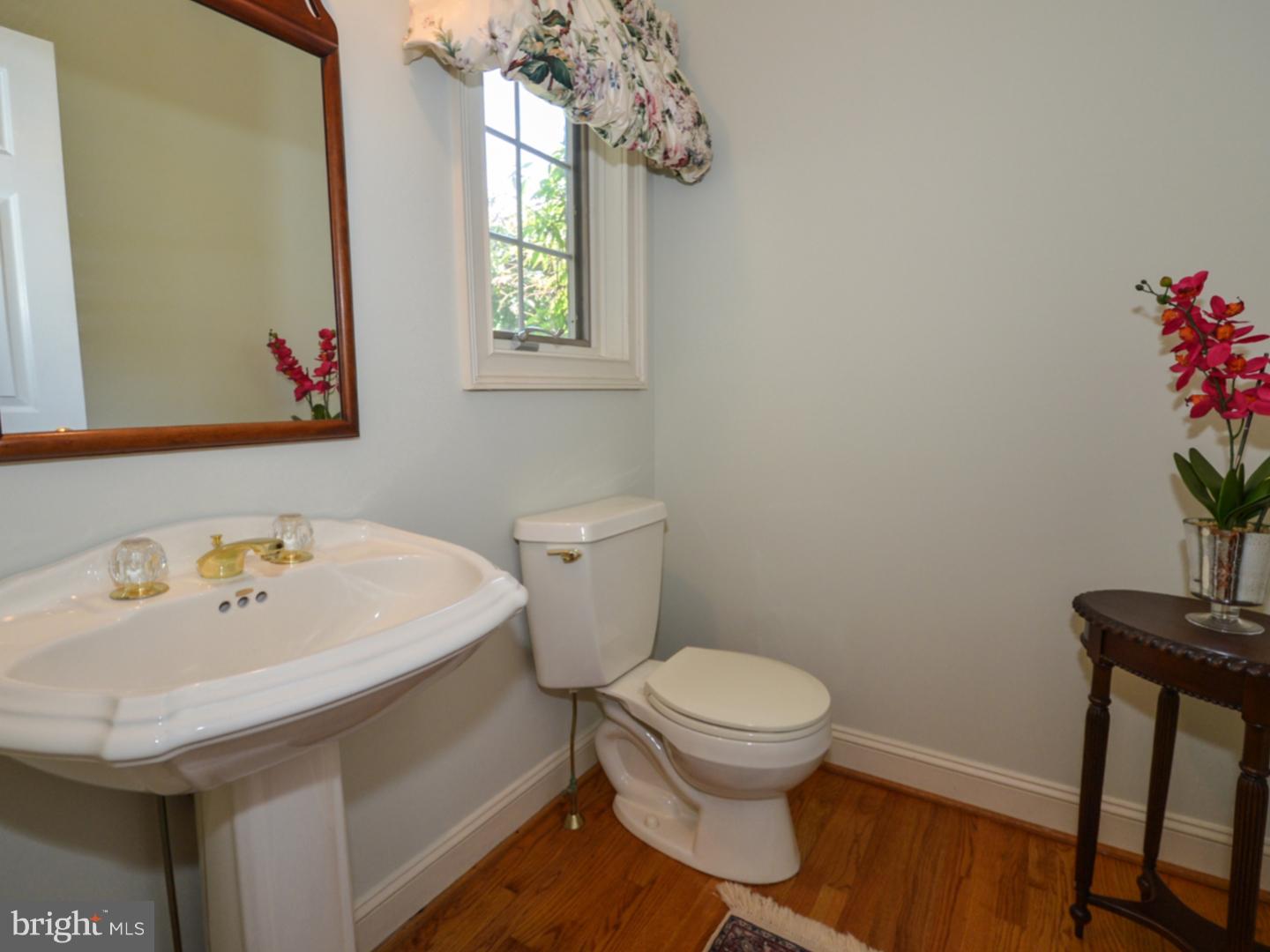 MEADOW VIEW ESTS - Residential