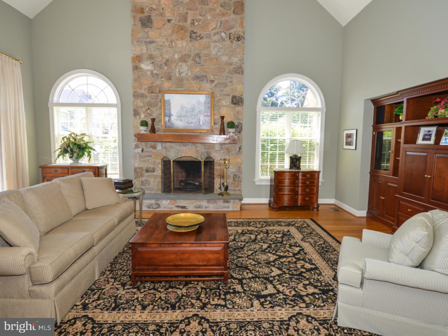 MEADOW VIEW ESTS - Residential