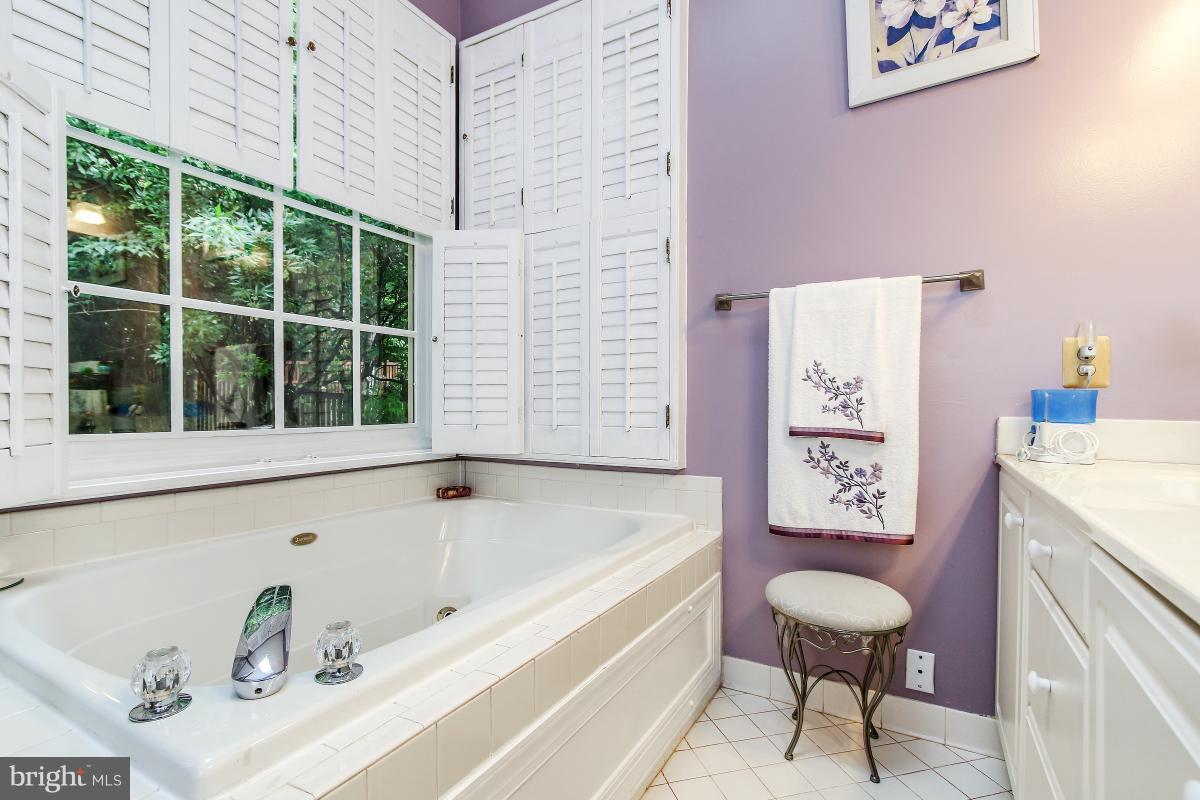 NORTHRIDGE PLAT 5 - Residential