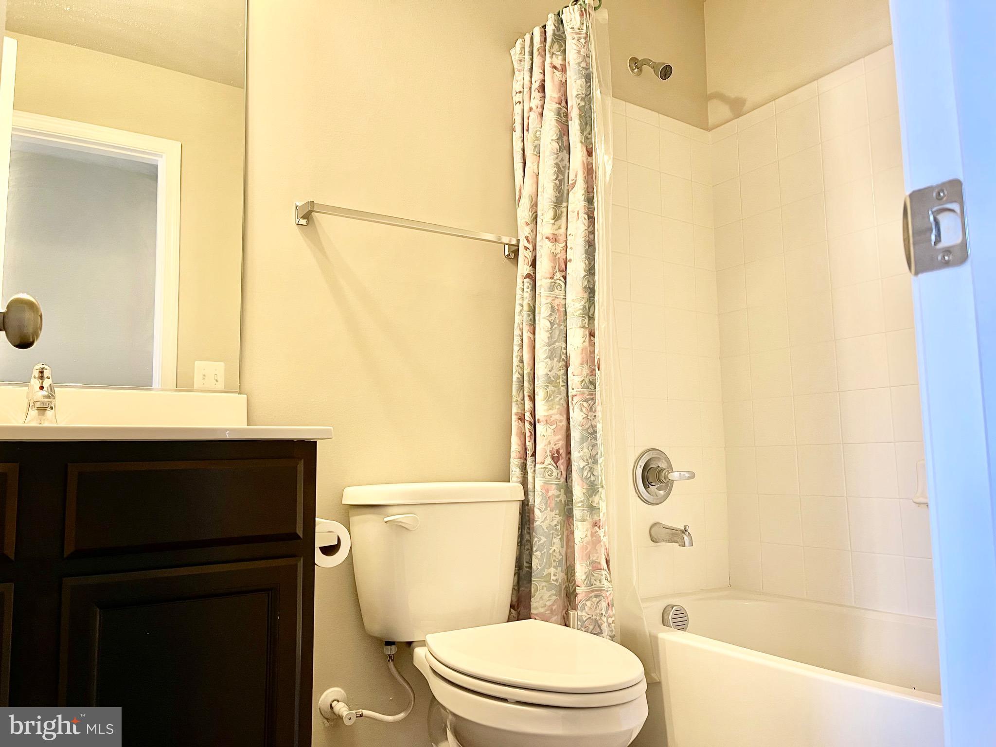 POTOMAC STATION - Residential Lease