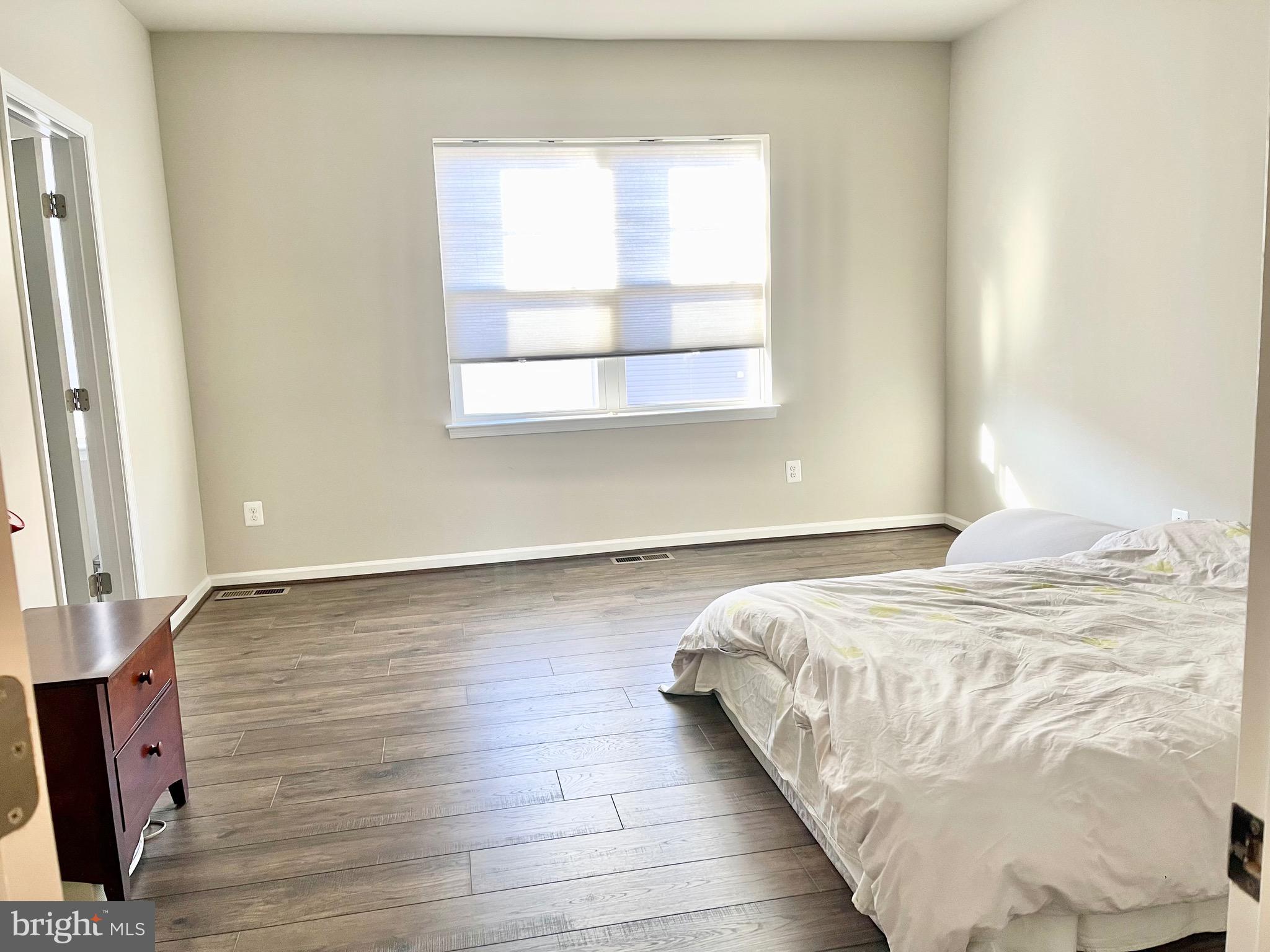 POTOMAC STATION - Residential Lease