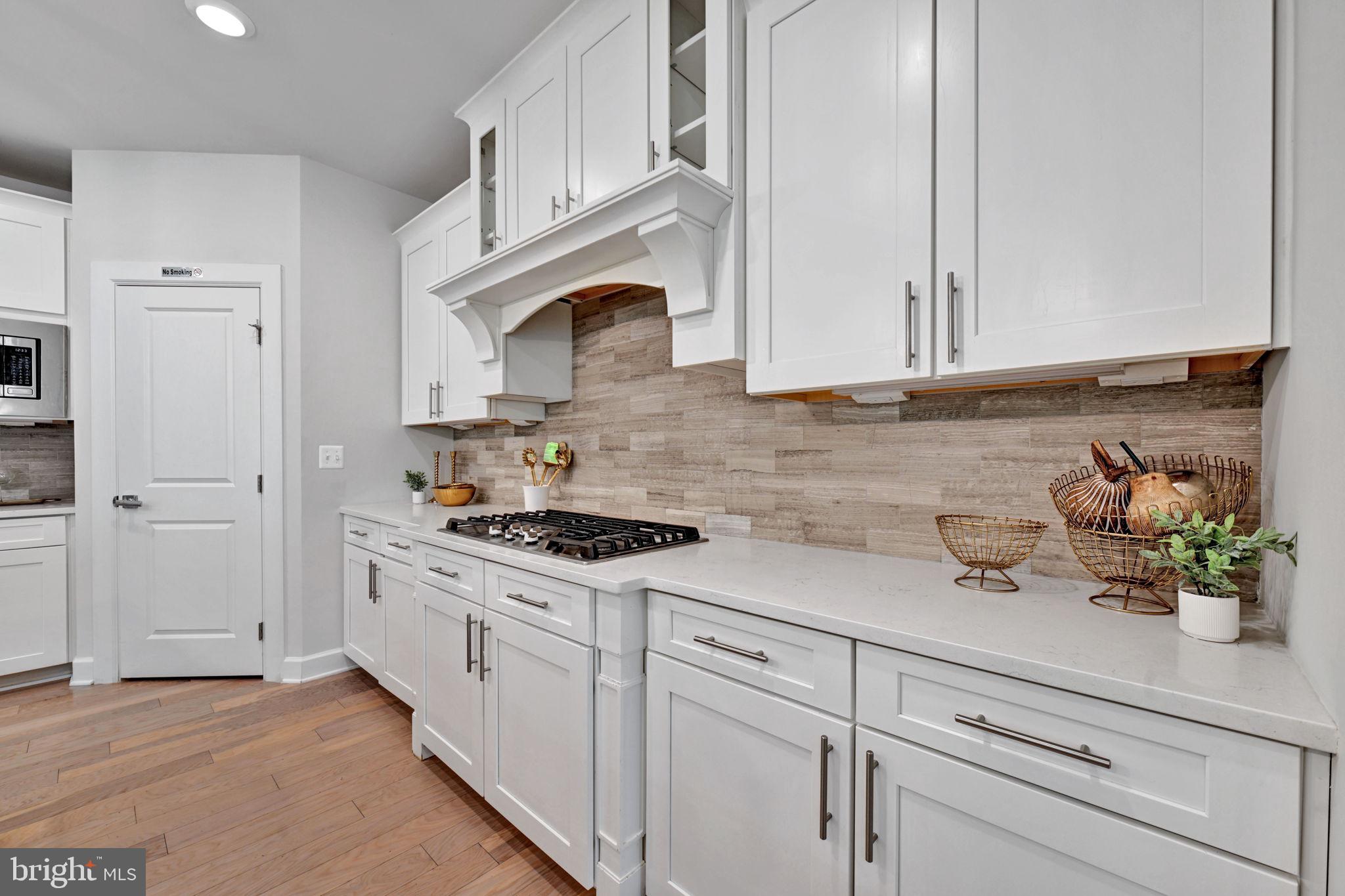 OAK CREEK CLUB - Residential