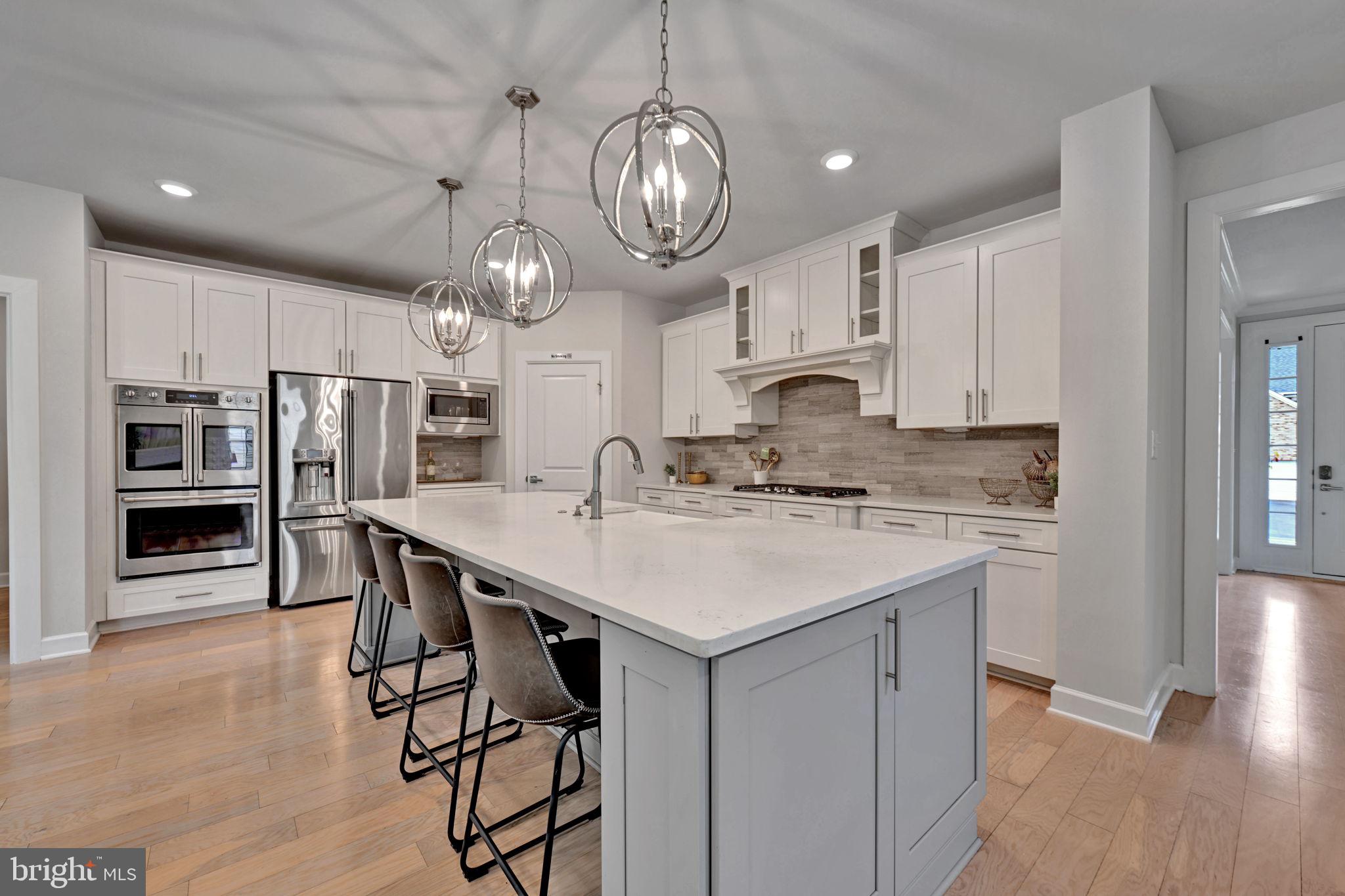 OAK CREEK CLUB - Residential