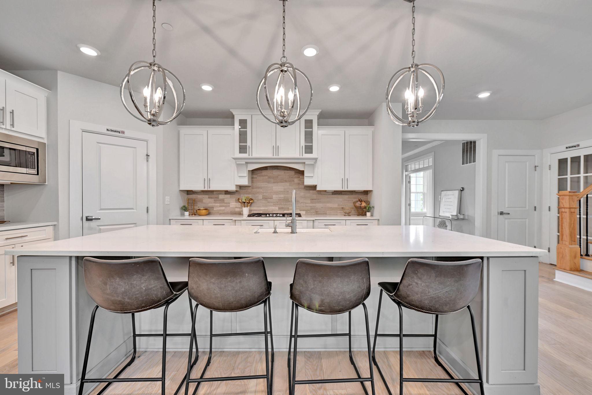 OAK CREEK CLUB - Residential