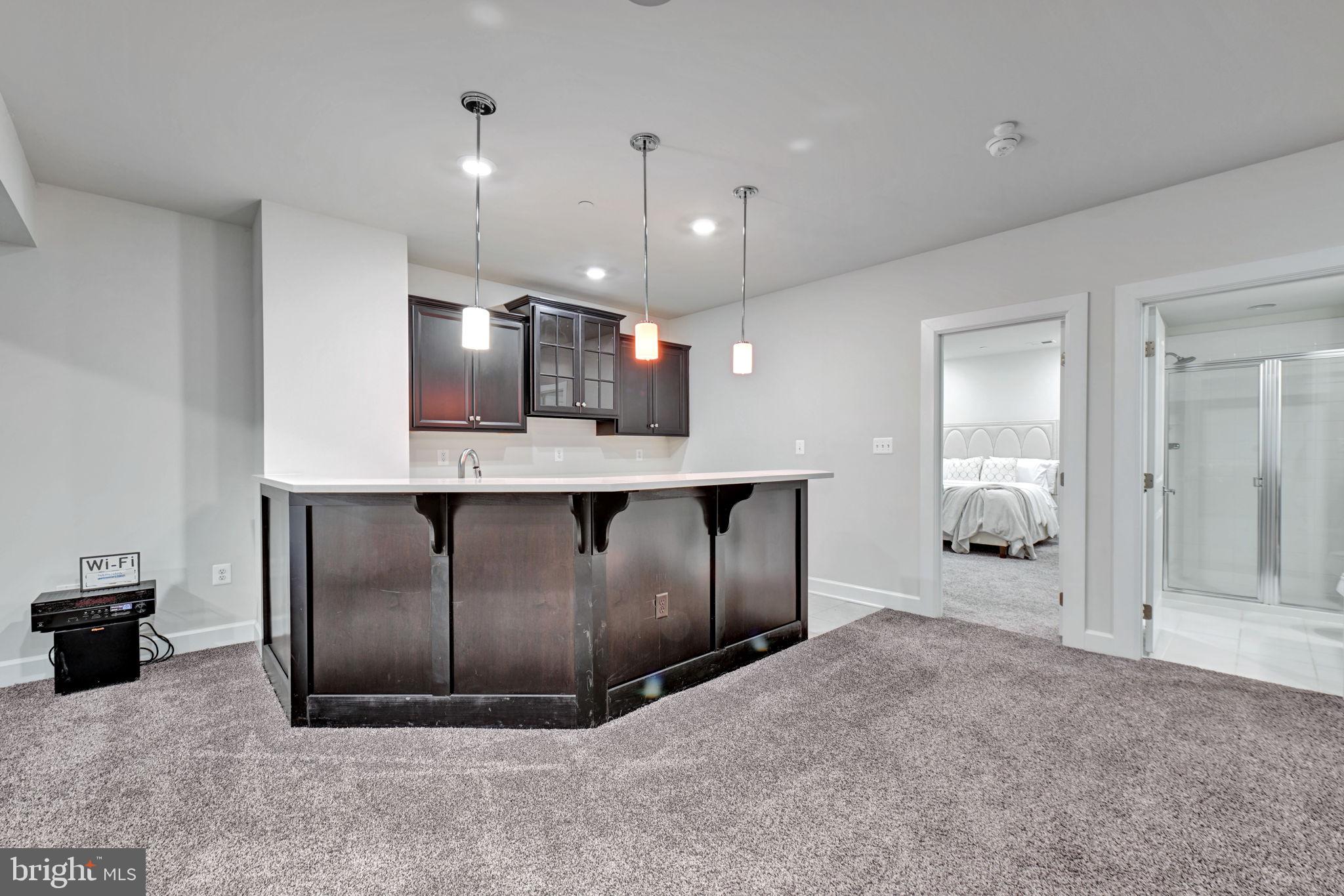 OAK CREEK CLUB - Residential