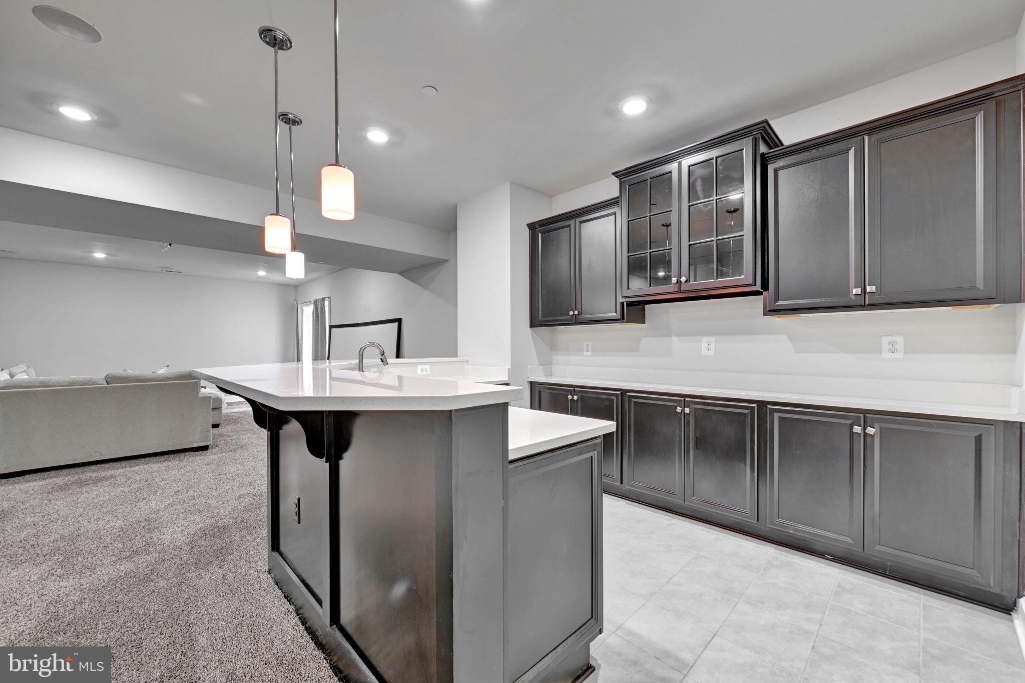 OAK CREEK CLUB - Residential