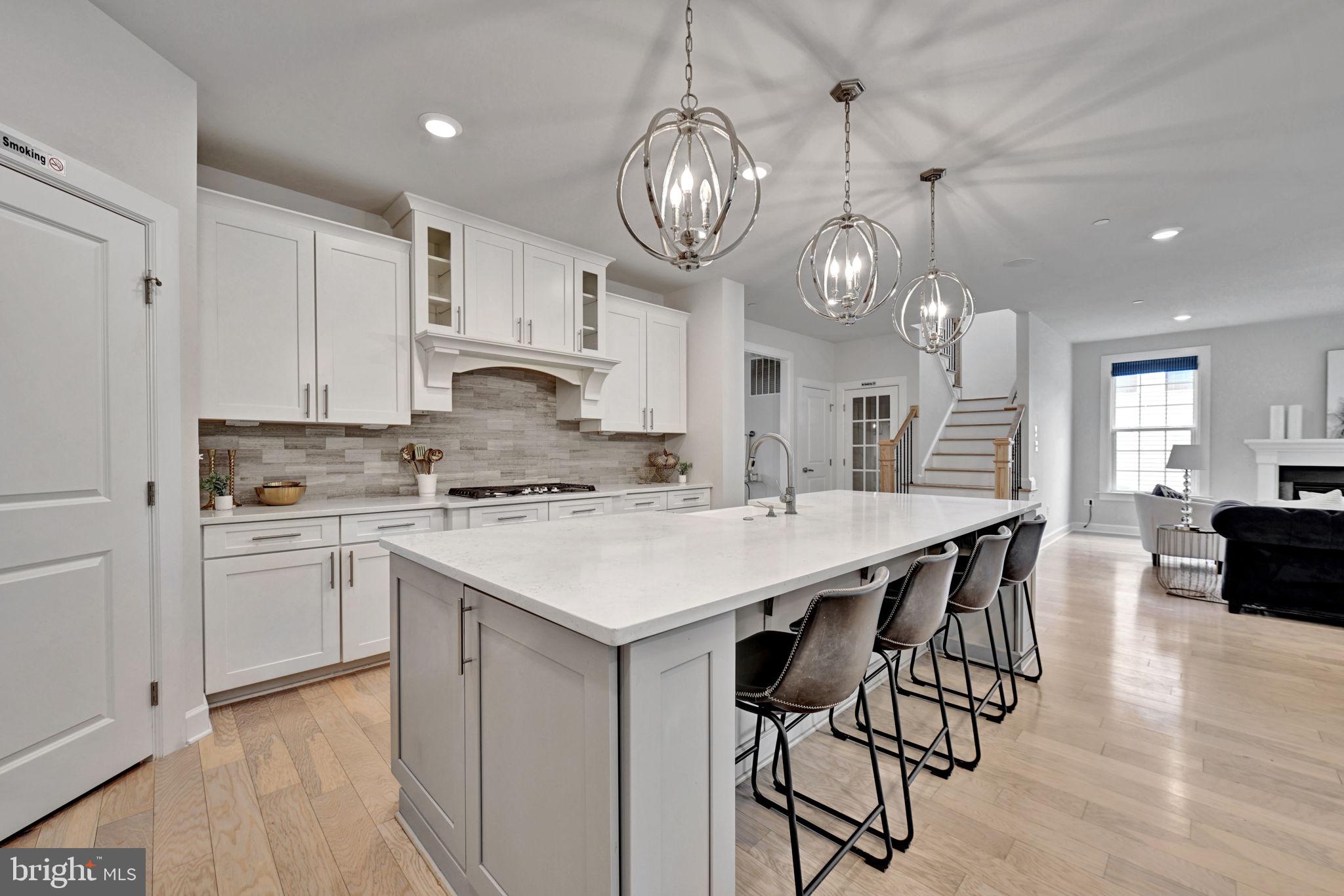 OAK CREEK CLUB - Residential