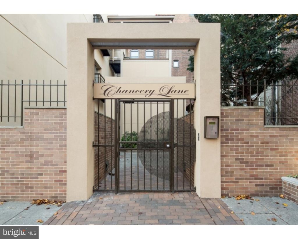 Photo of 130 Arch Street #305, PHILADELPHIA, PA 19106 (MLS # PAPH2576582)