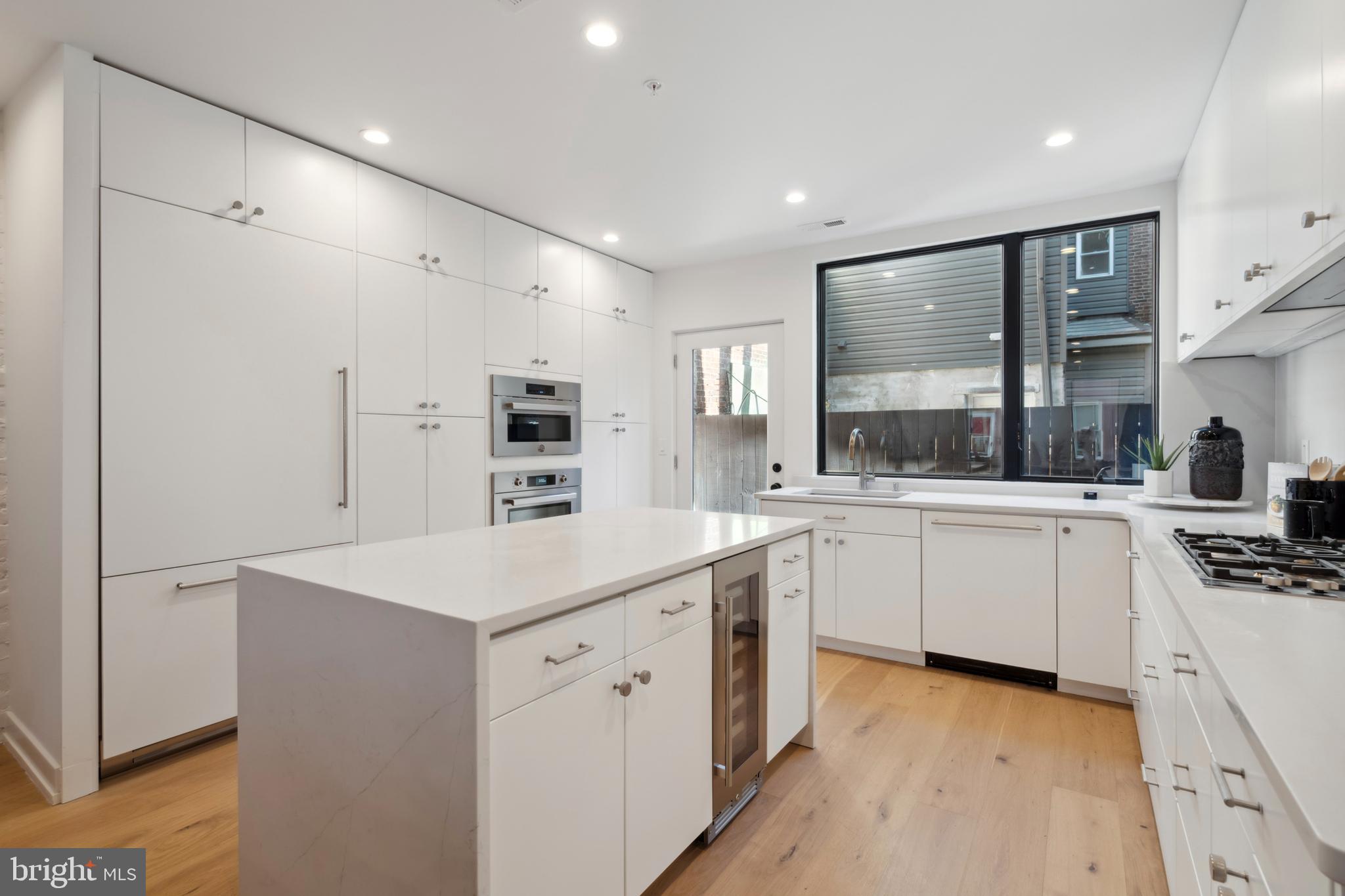 GRADUATE HOSPITAL - Residential