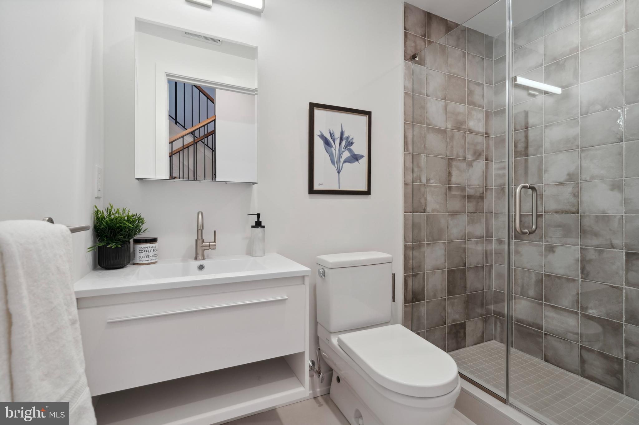 GRADUATE HOSPITAL - Residential