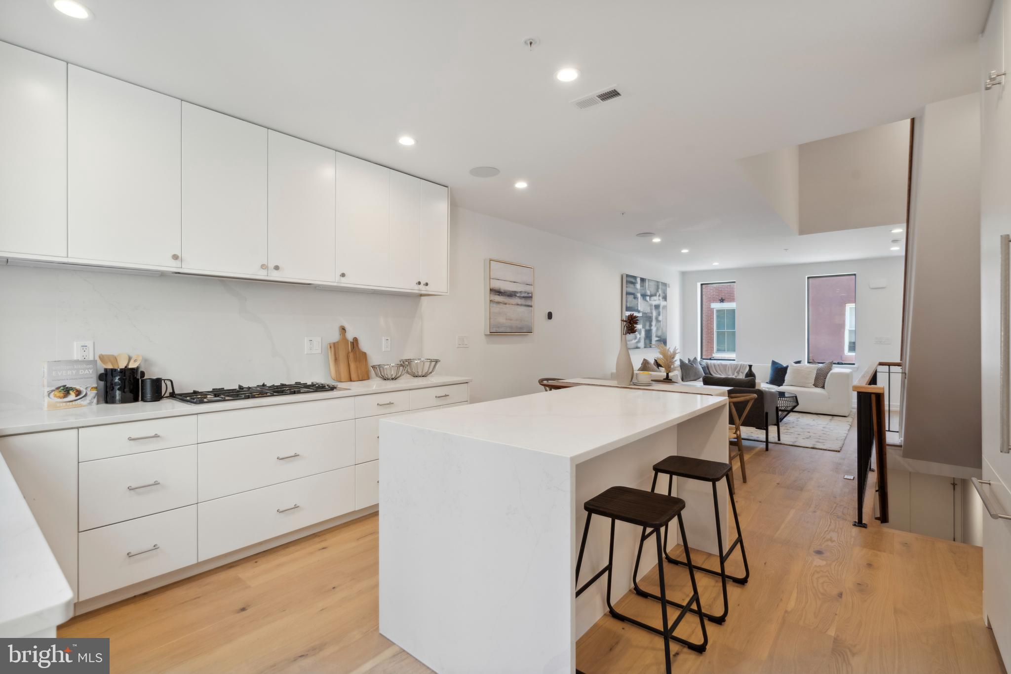 GRADUATE HOSPITAL - Residential