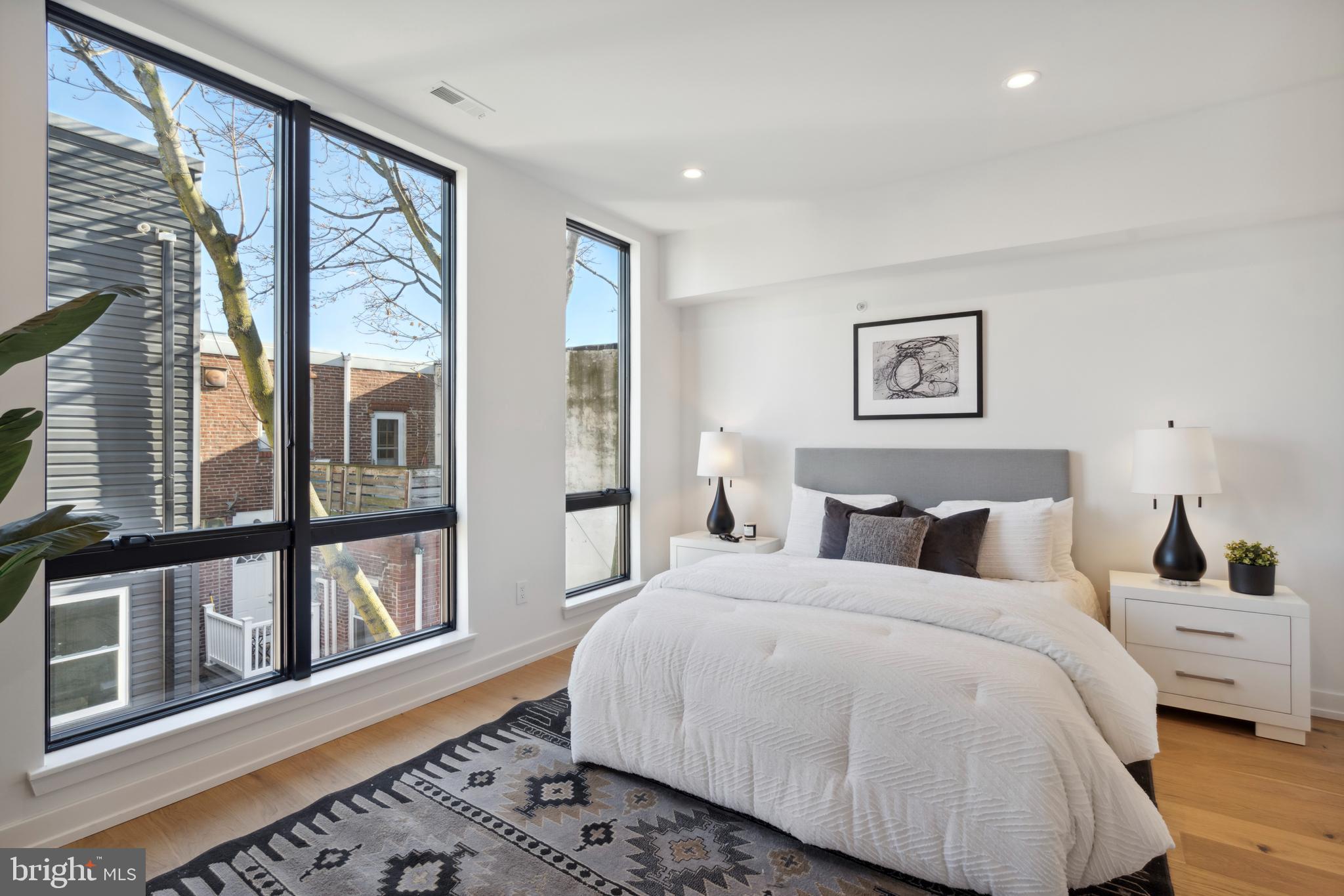 GRADUATE HOSPITAL - Residential