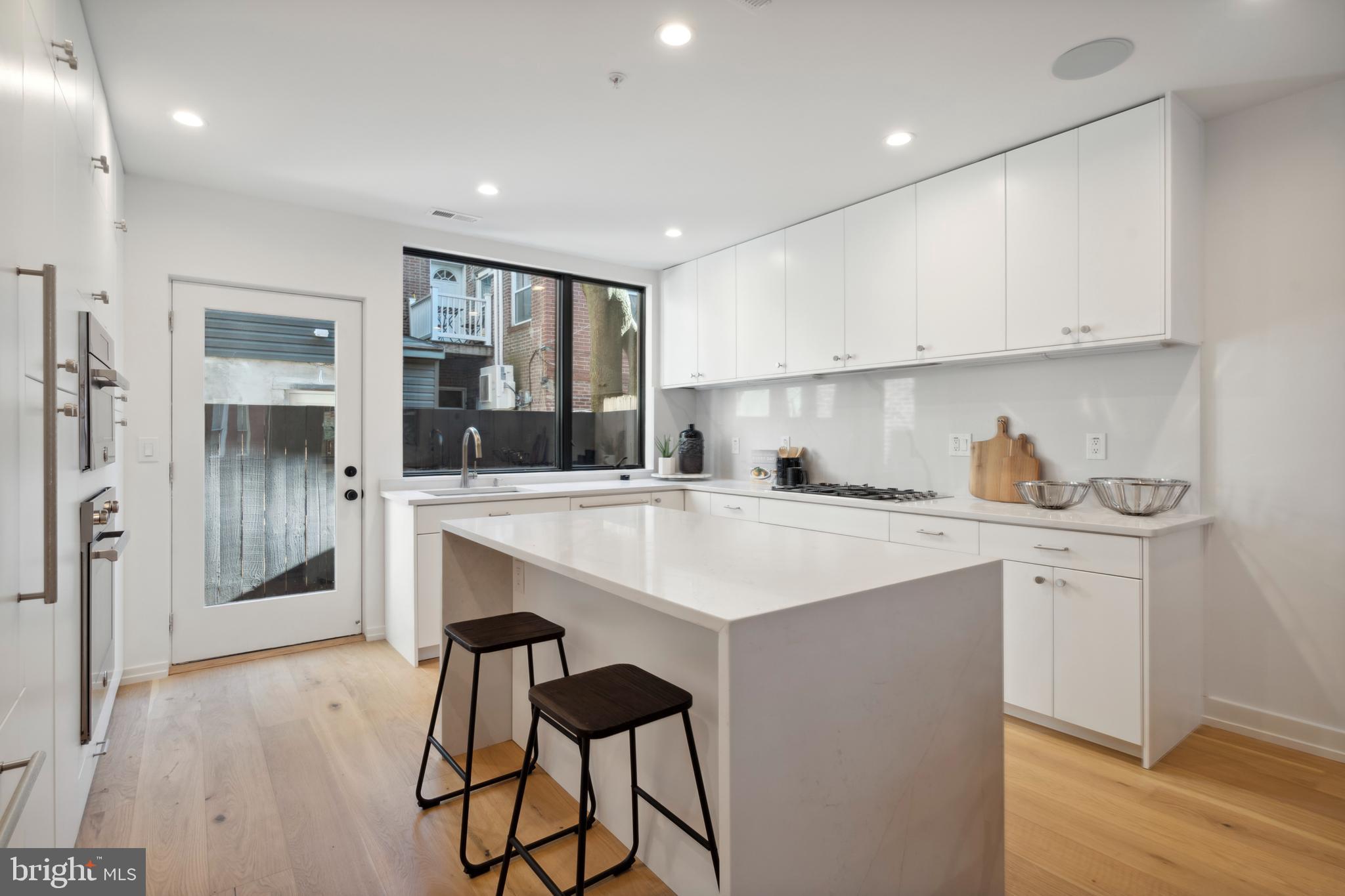 GRADUATE HOSPITAL - Residential