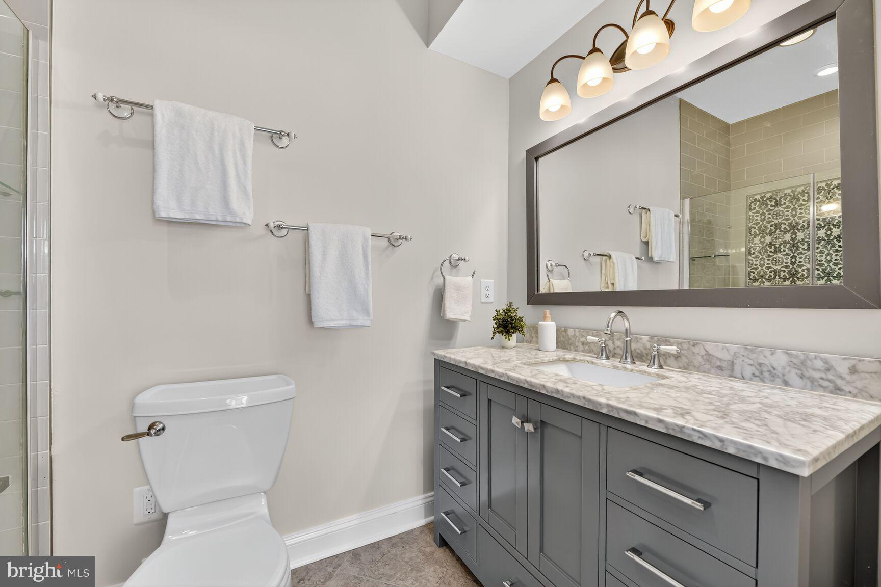 BERKSHIRE OAKWOOD - Residential