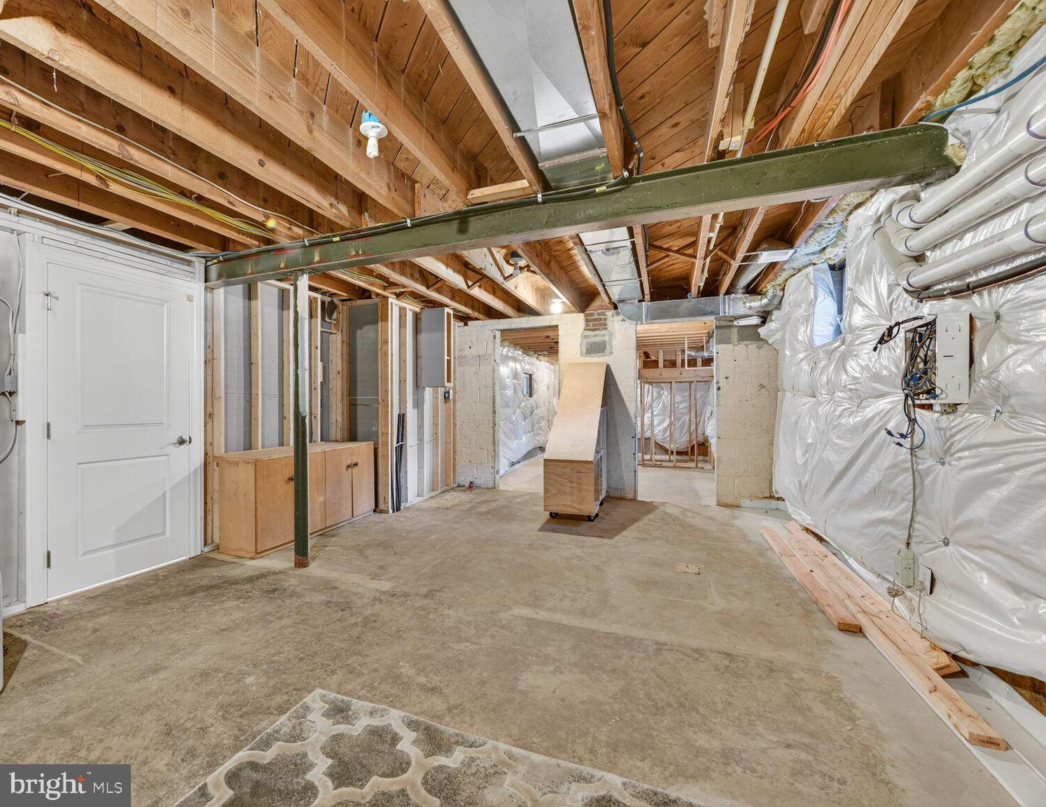 BERKSHIRE OAKWOOD - Residential