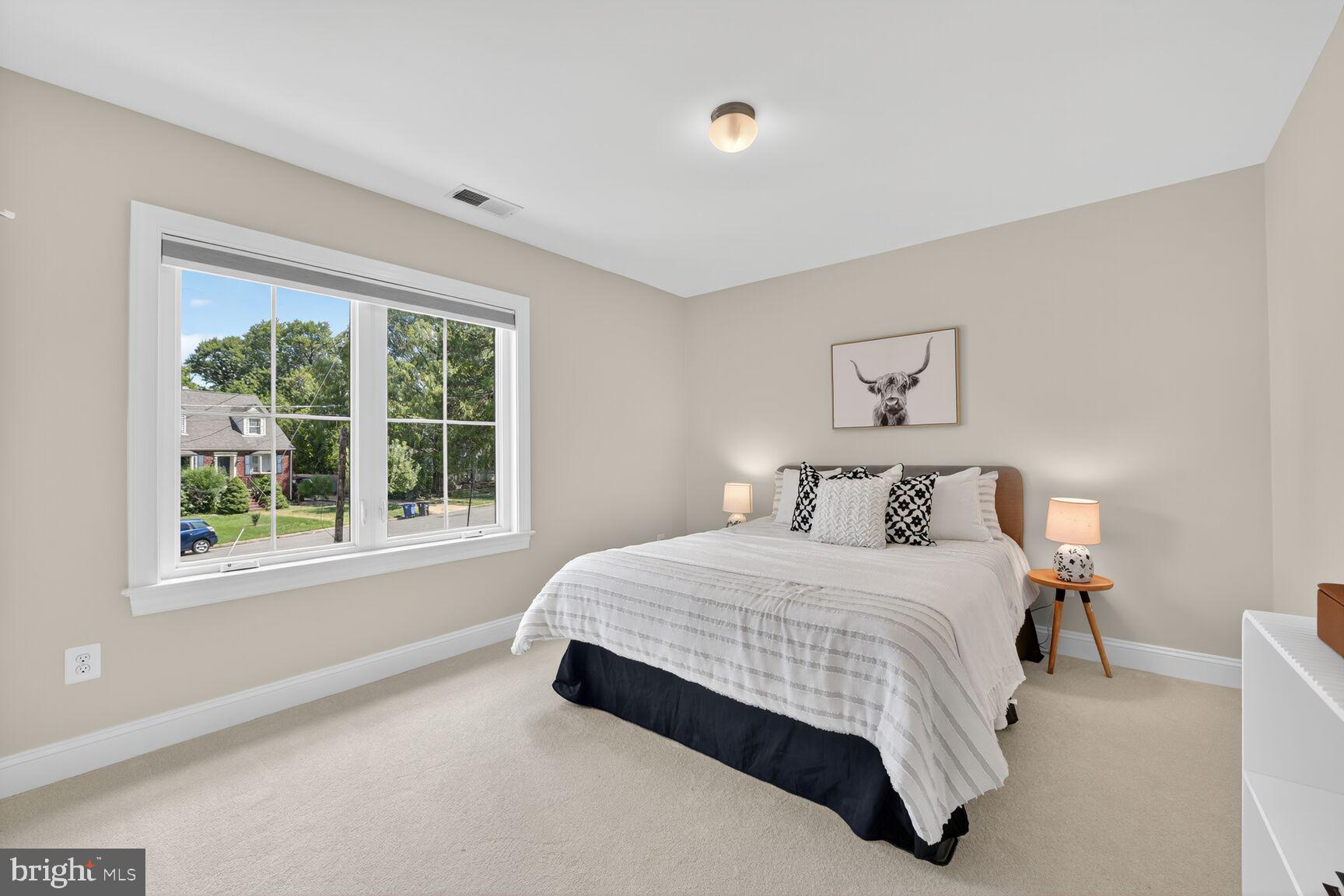 BERKSHIRE OAKWOOD - Residential