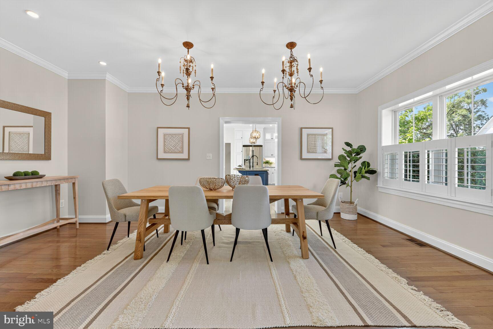 BERKSHIRE OAKWOOD - Residential